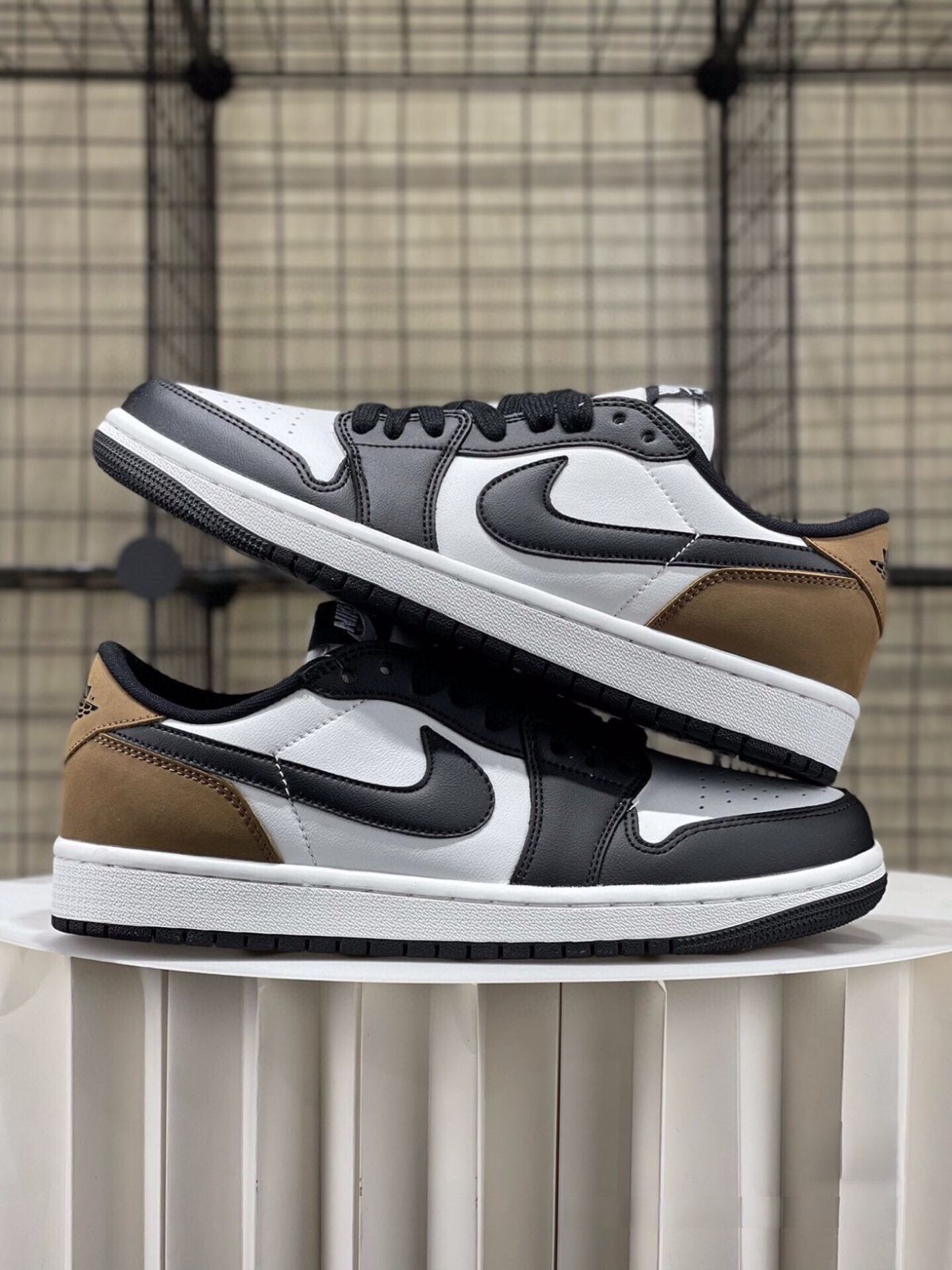 お値下げしました??即購入?? Nike Air Jordan 1 Low AJ1 箱付 【並行 