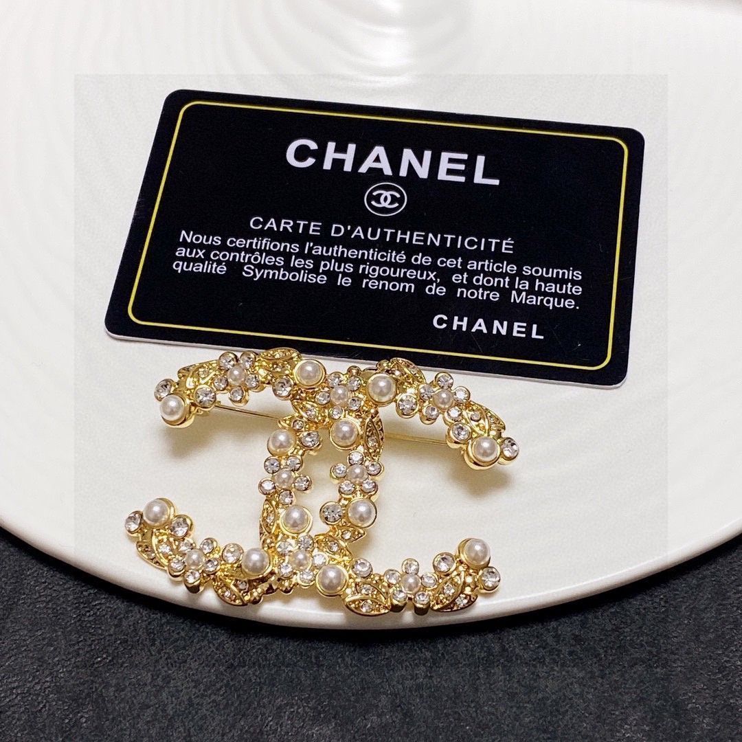 今日特価】Chanel シャネル 新入荷 ブローチ - メルカリ