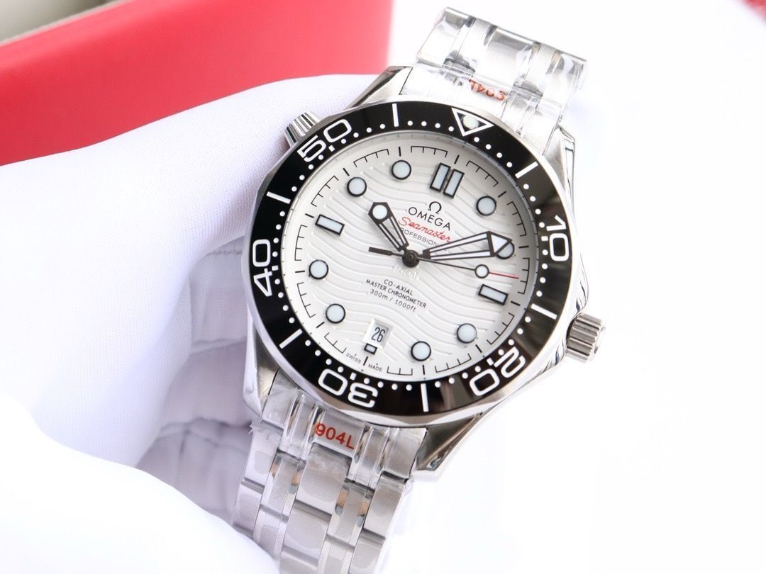 ご購入大歓迎です 新品未使用 箱付 OMEGA 腕時計 自動巻き｜本日限定特価｜新品未使用--WTO輸入3