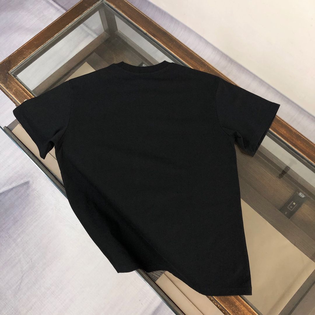 【本日限定特価】MONCLER 春夏 カップルTシャツ ブラック/ホワイト [本日特価|新品未使用品]｜詳細画像