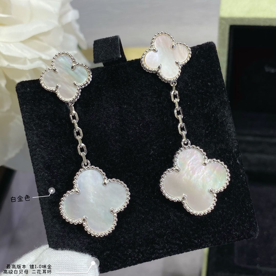 Van Cleef & Arpels] アルハンブラ マザーオブパール ダブルフラワー
