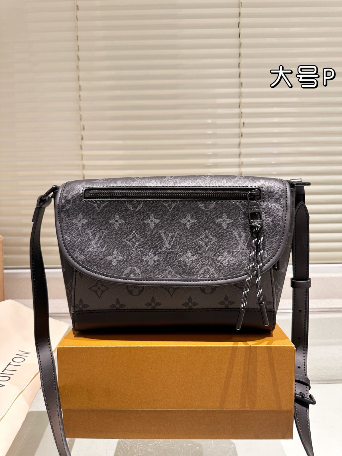 【今日特価】Louis Vuitton District PM メンズ シングルショルダーバッグ-WTO輸入1