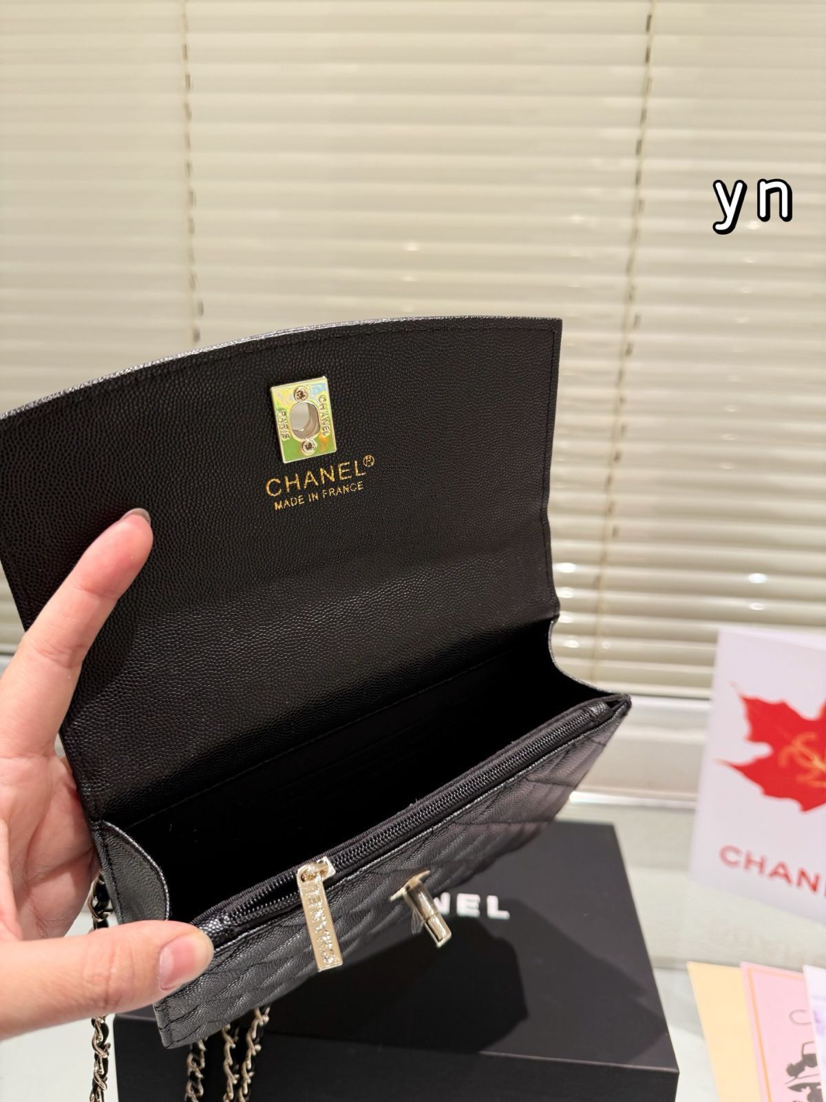 【今日特価】CHANEL デュアルショルダーバッグ 18×12cm