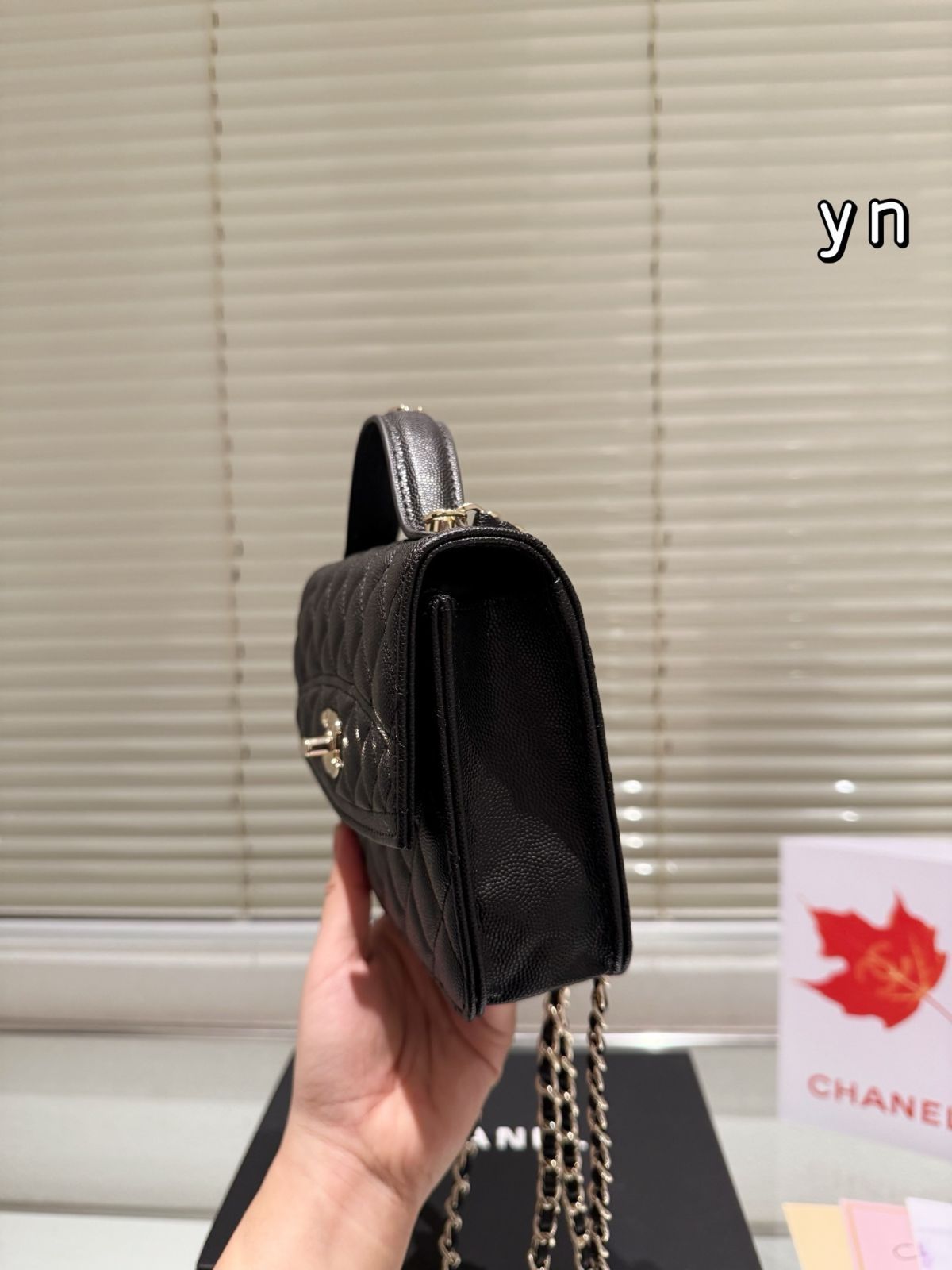 【今日特価】CHANEL デュアルショルダーバッグ 18×12cm