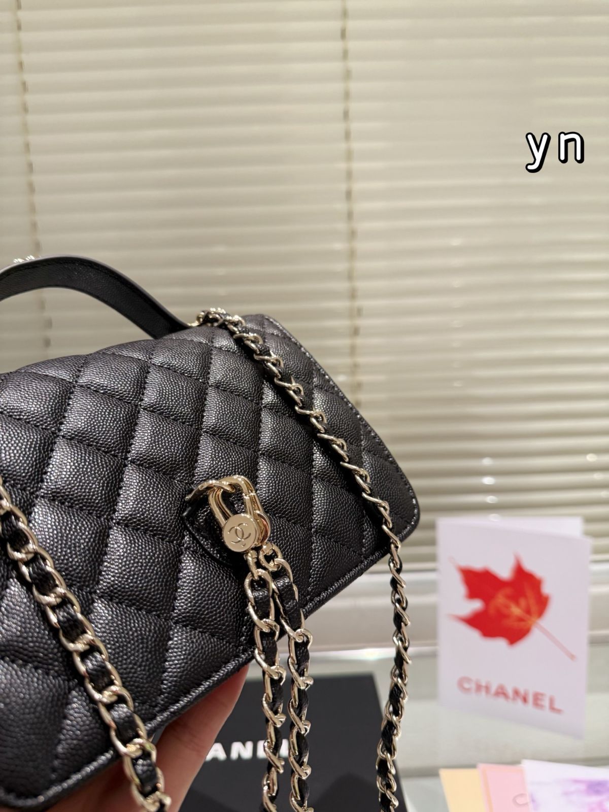 【今日特価】CHANEL デュアルショルダーバッグ 18×12cm