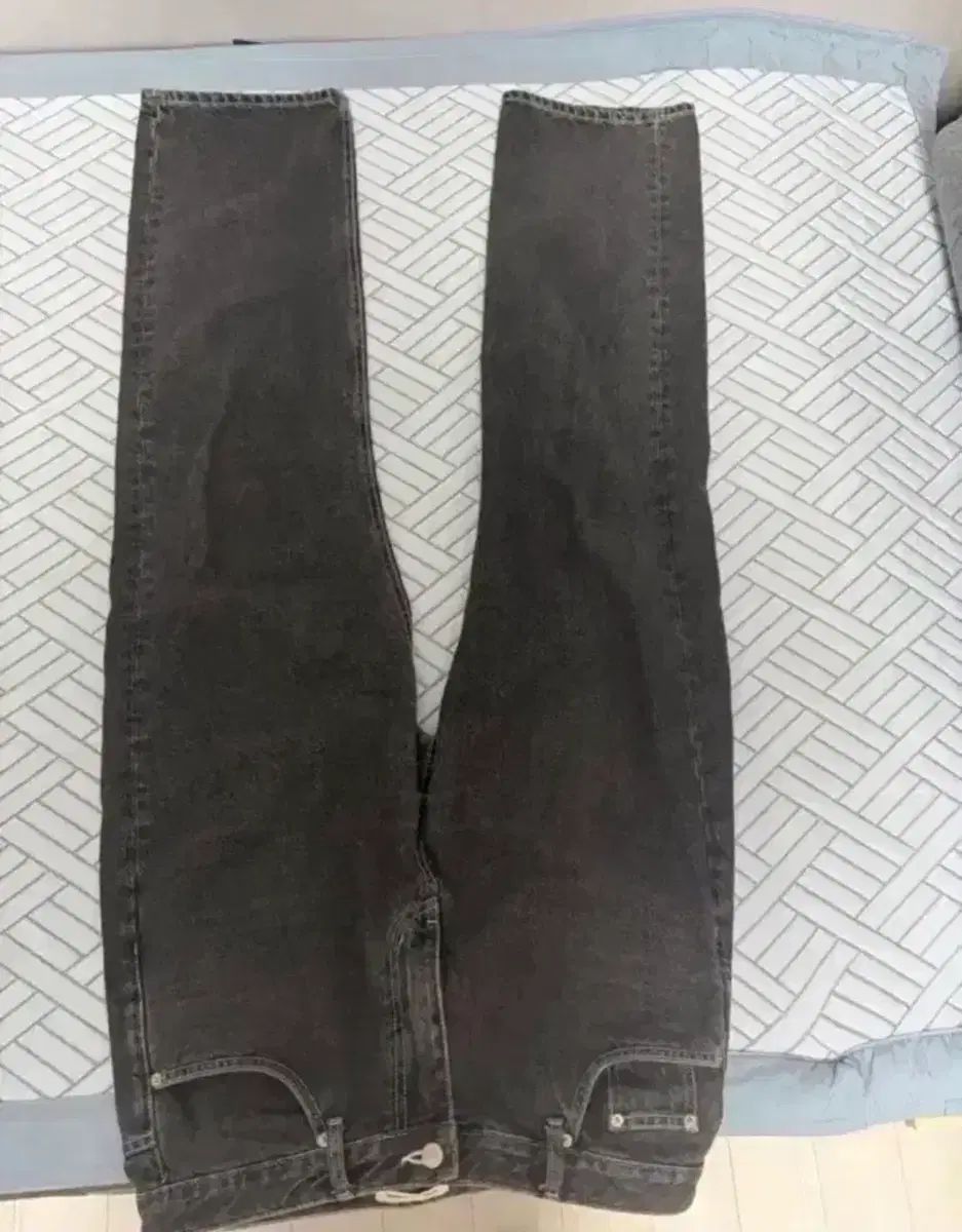 BRANDED 1967 jet black 32サイズ 出品