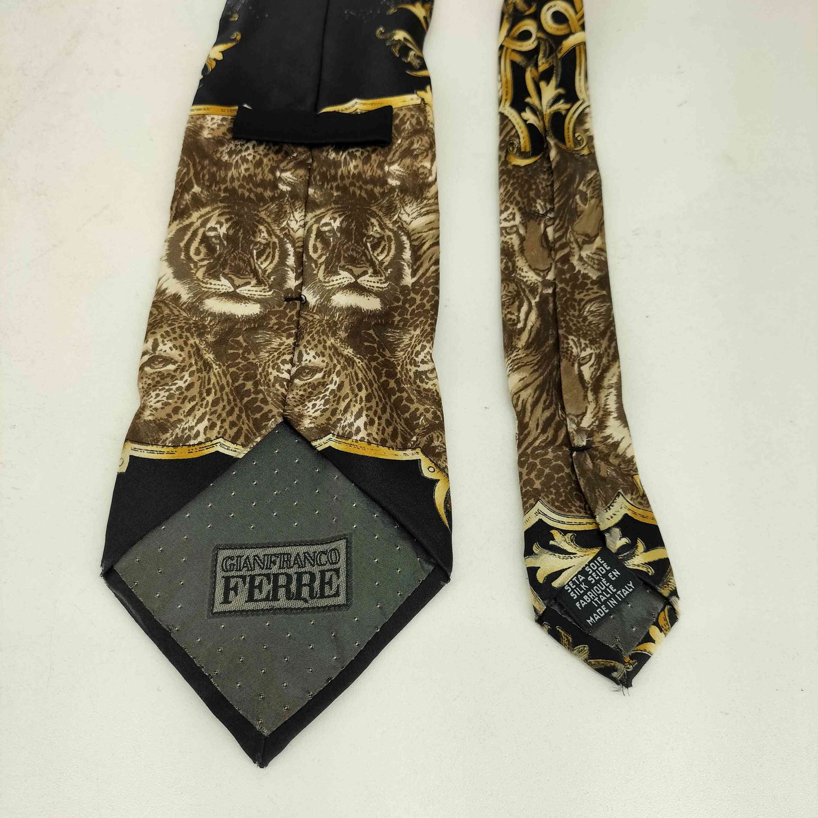 ジャンフランコフェレ GIANFRANCO FERRE デザインプリント シルク