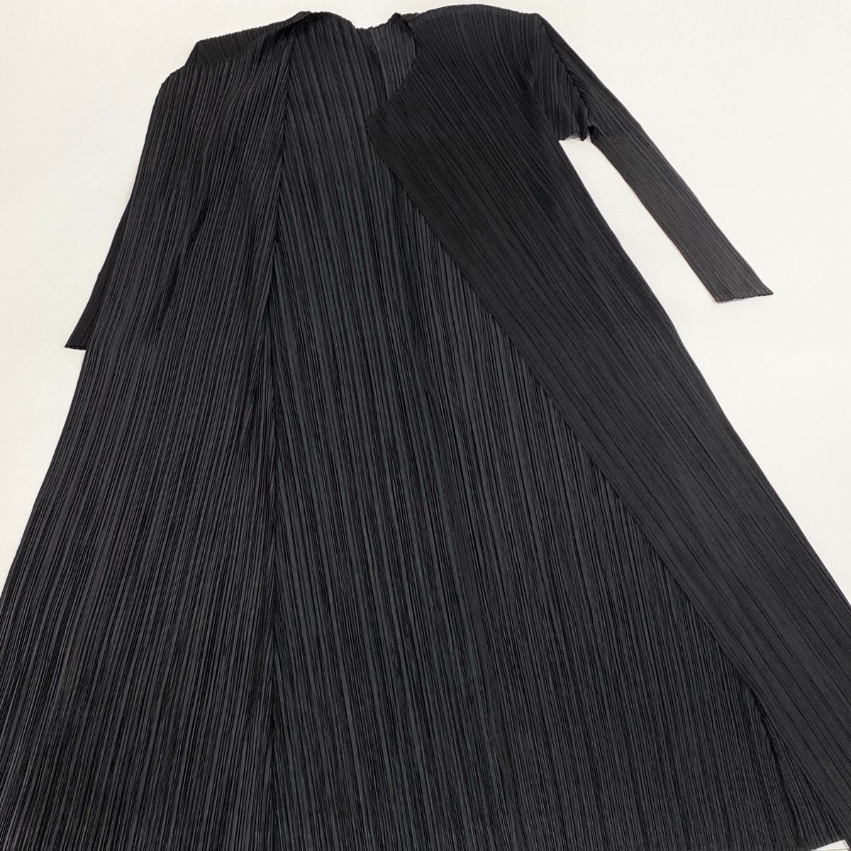 PLEATS PLEASE プリーツプリーズ ロング カーディガン ジレ コート Ag18 PLEATS PLEASE プリーツプリーズ プリーツ加工 ロング