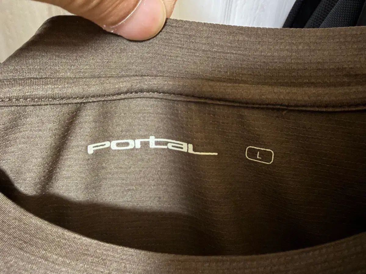 ポータル Tシャツ L