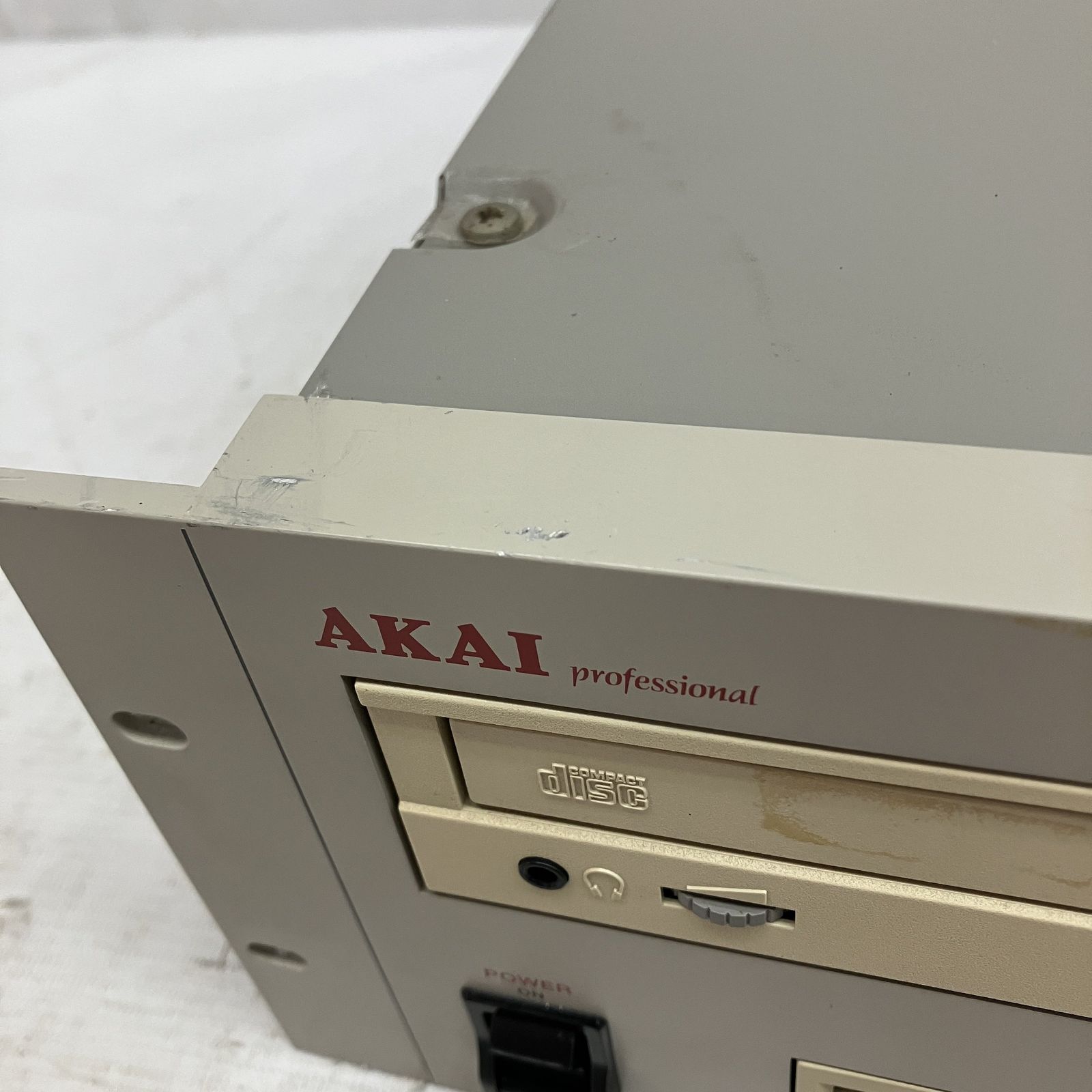 AKAI CD3000XL CDドライブ内蔵 デジタルサンプラー サウンド 音響機材