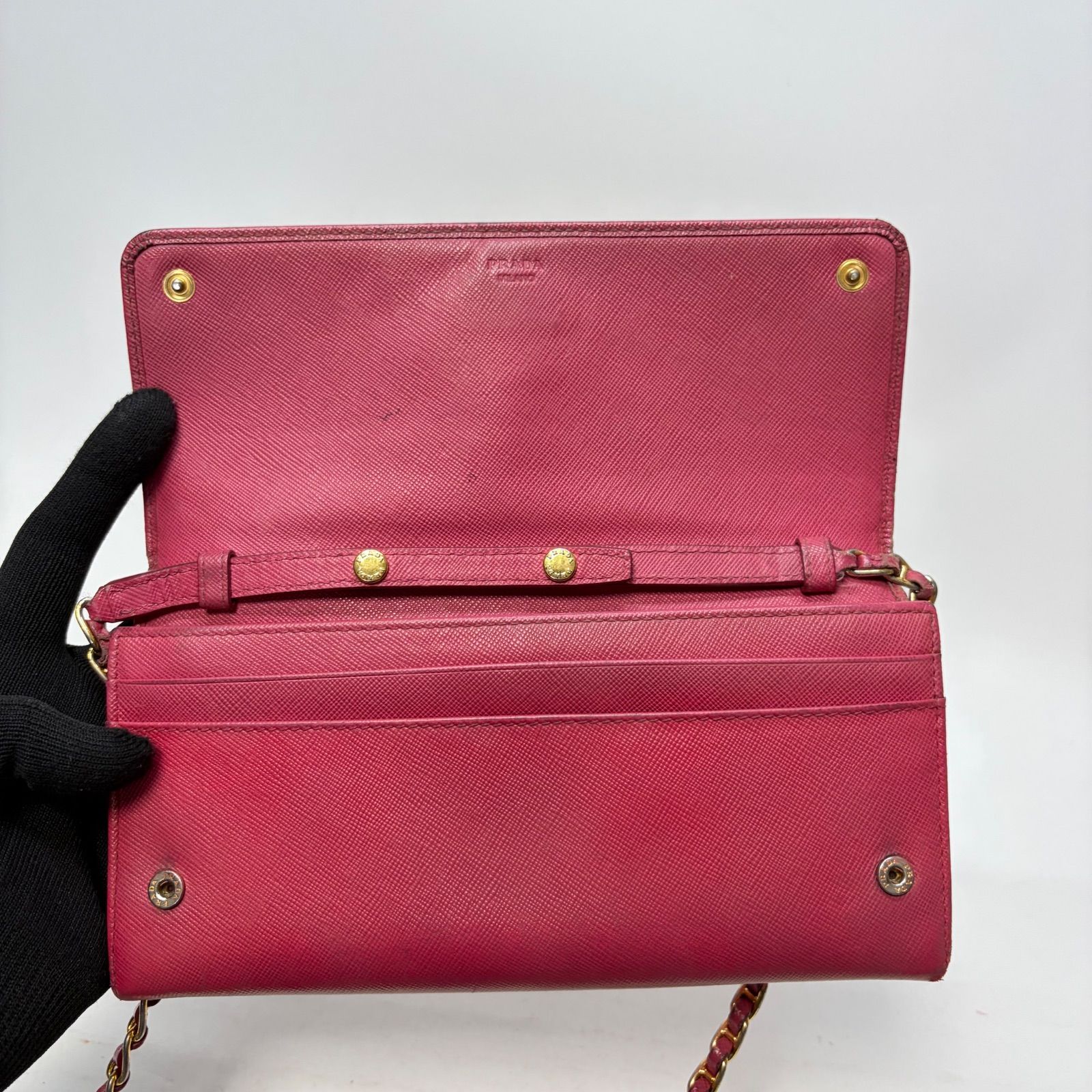 4809 PRADA プラダ 長財布 ピンク サフィアーノレザー チェーン