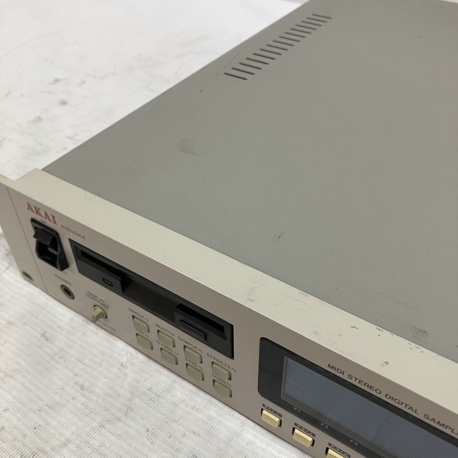 AKAI S3000XL CDドライブ内蔵 サウンド デジタルサンプラー アカイ