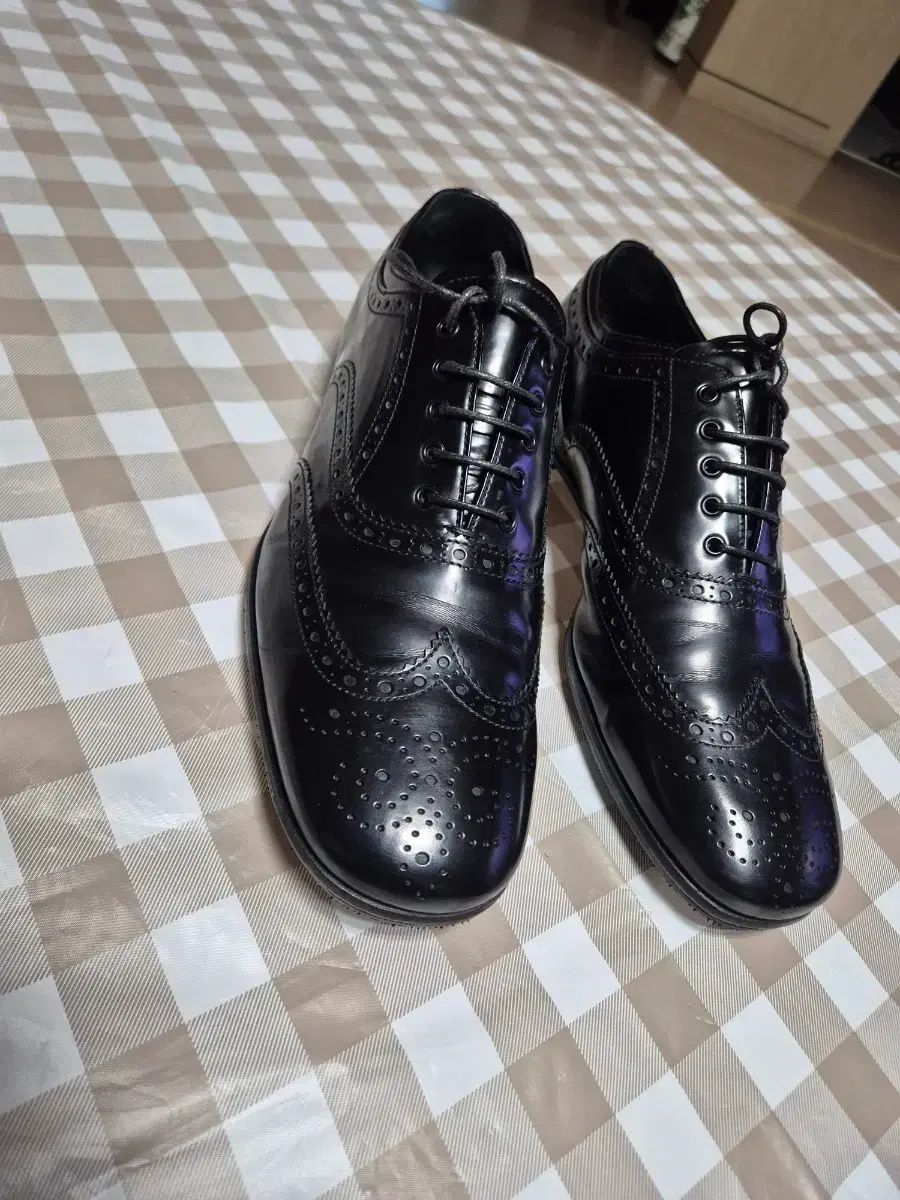 PRADA プラダ メンズ ウイングチップ シューズ ブラック 265
