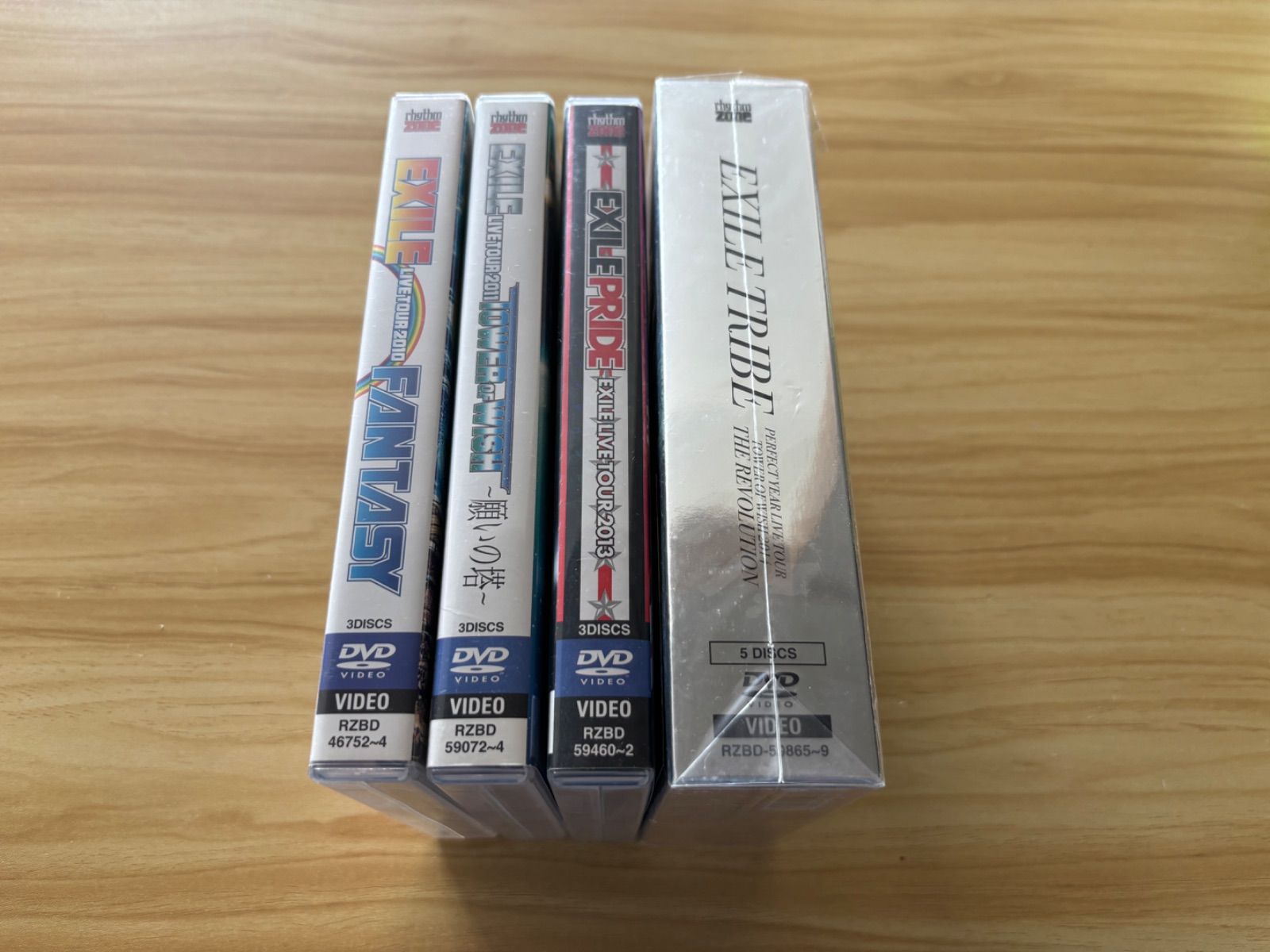 中古] [DVD] EXILE LIVE TOUR 4点セット[2010(3枚組)、2011(3枚組