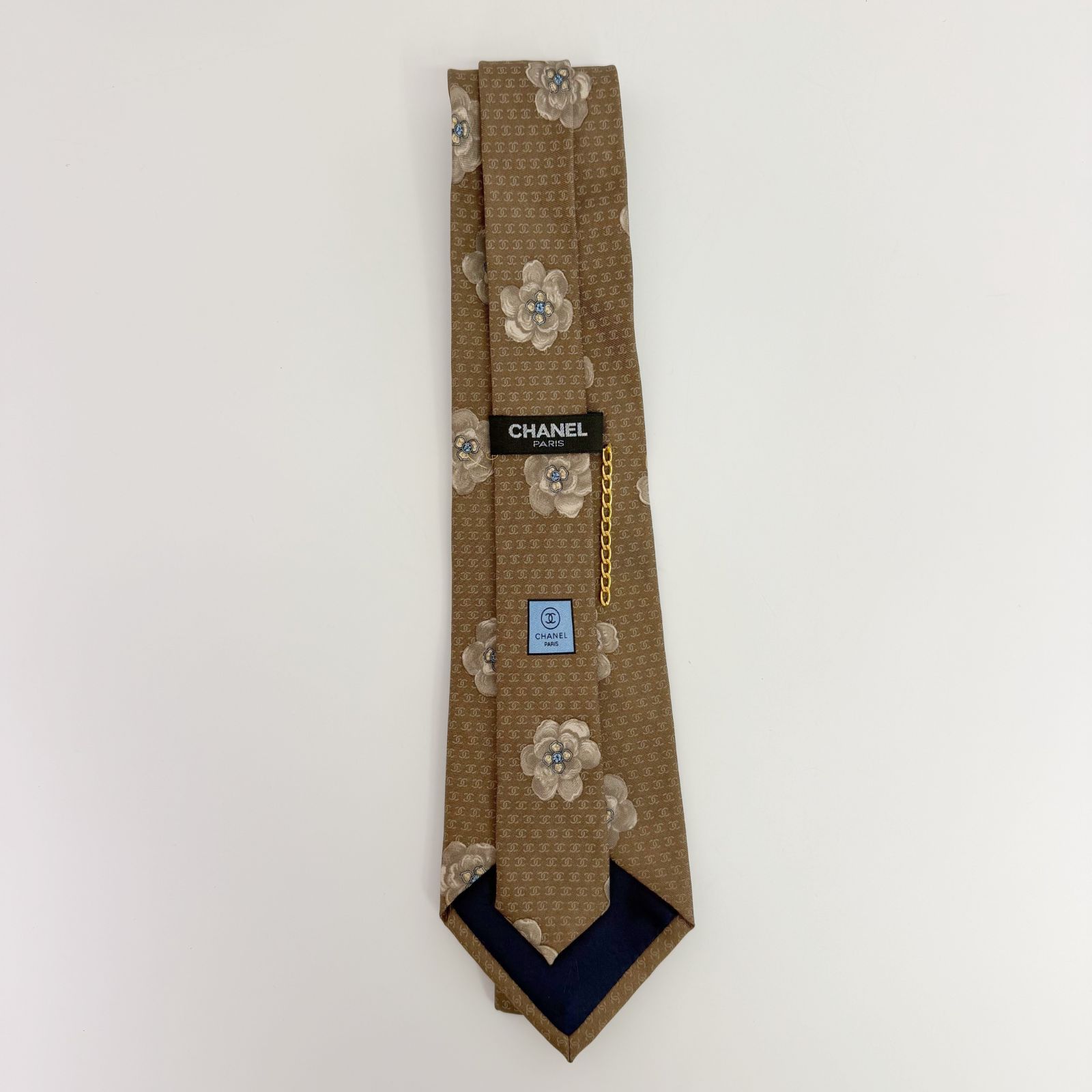CHANEL ベージュ ネクタイ シルク 中古】CHANEL シャネル カメリア ココマーク チェーンモチーフ
