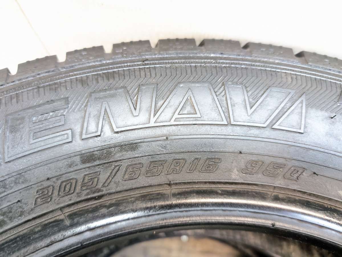 205/65R16 グッドイヤー アイスナビ 7 中古タイヤ スタッドレスタイヤ