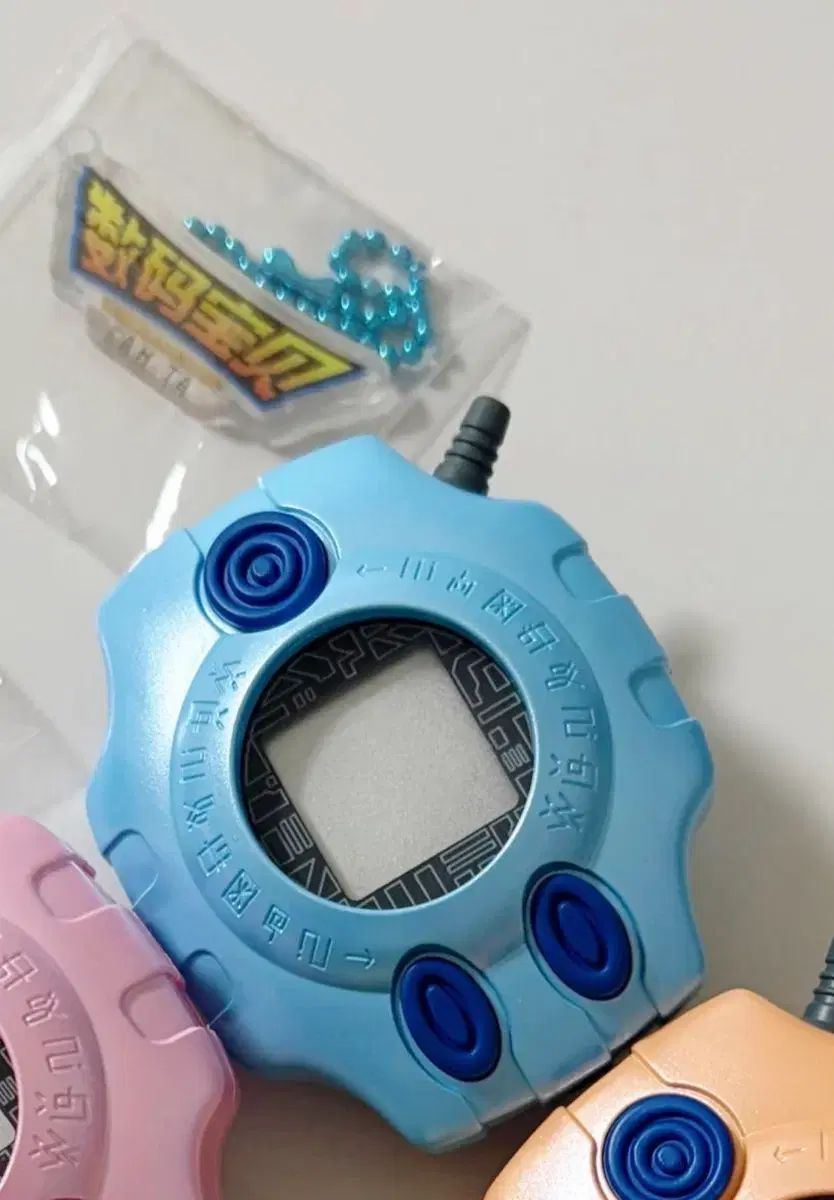 デジヴァイス キーホルダー オリジナル シンプル 開封のみ 5 出品 開封のみ