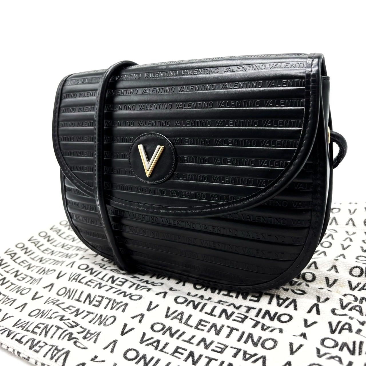 良品】VALENTINO ヴァレンティノ ショルダーバッグ ポシェット レザー