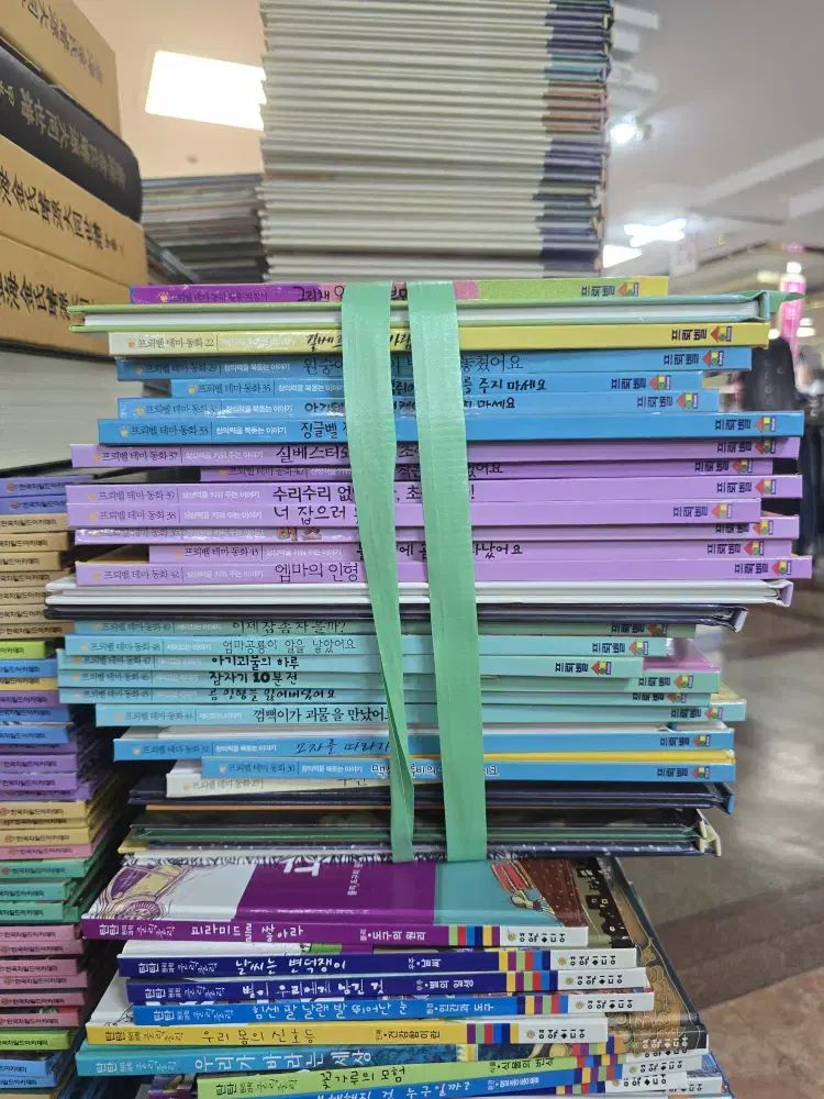 FROEBEL テーマ童話1次 FROEBEL 31巻 セット 子供向けの本 中古本