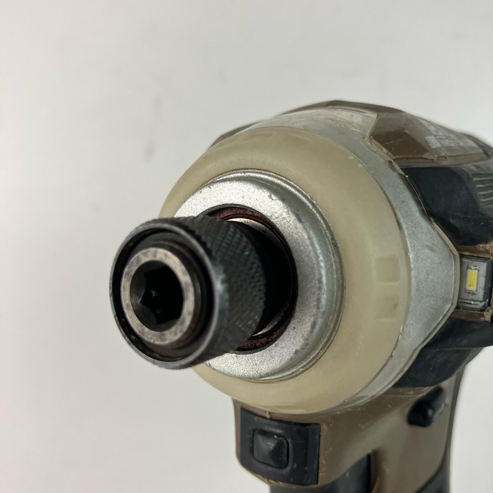 MAKITA マキタ 18v 充電式インパクトドライバ ※バッテリー、充電器無し 