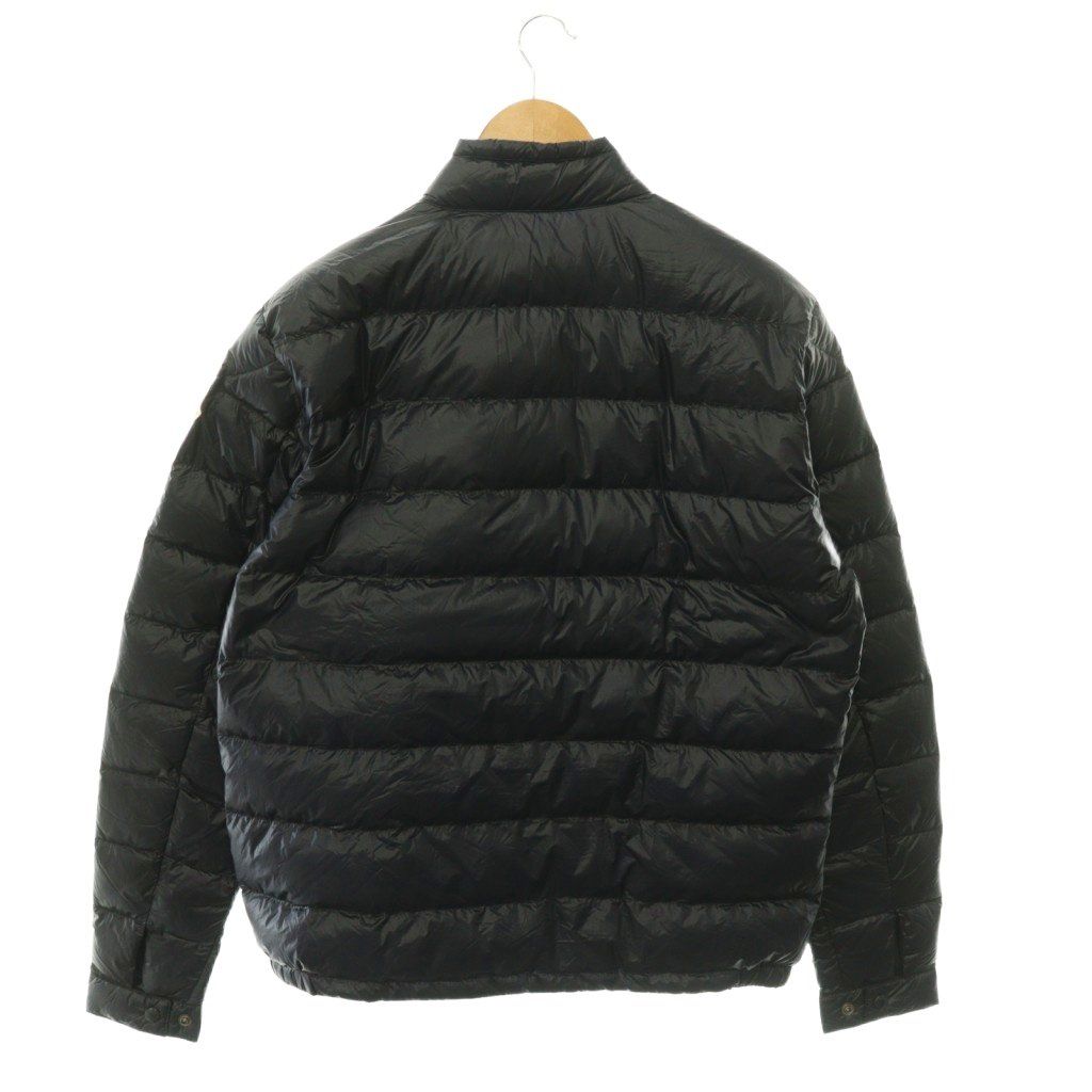モンクレール MONCLER ACORUS ライト ダウンジャケット ロゴワッペン