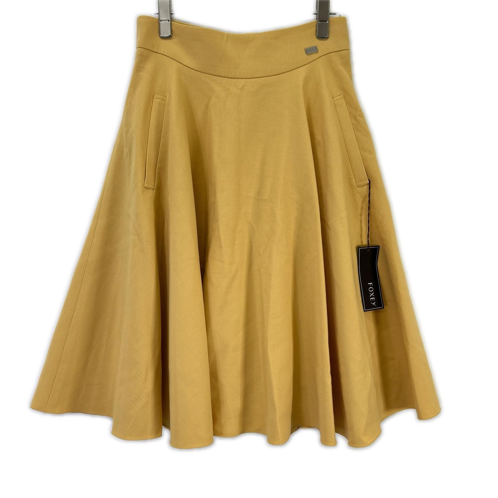 FOXEY フォクシー 42430 イエロー メープルフレア ロゴプレート