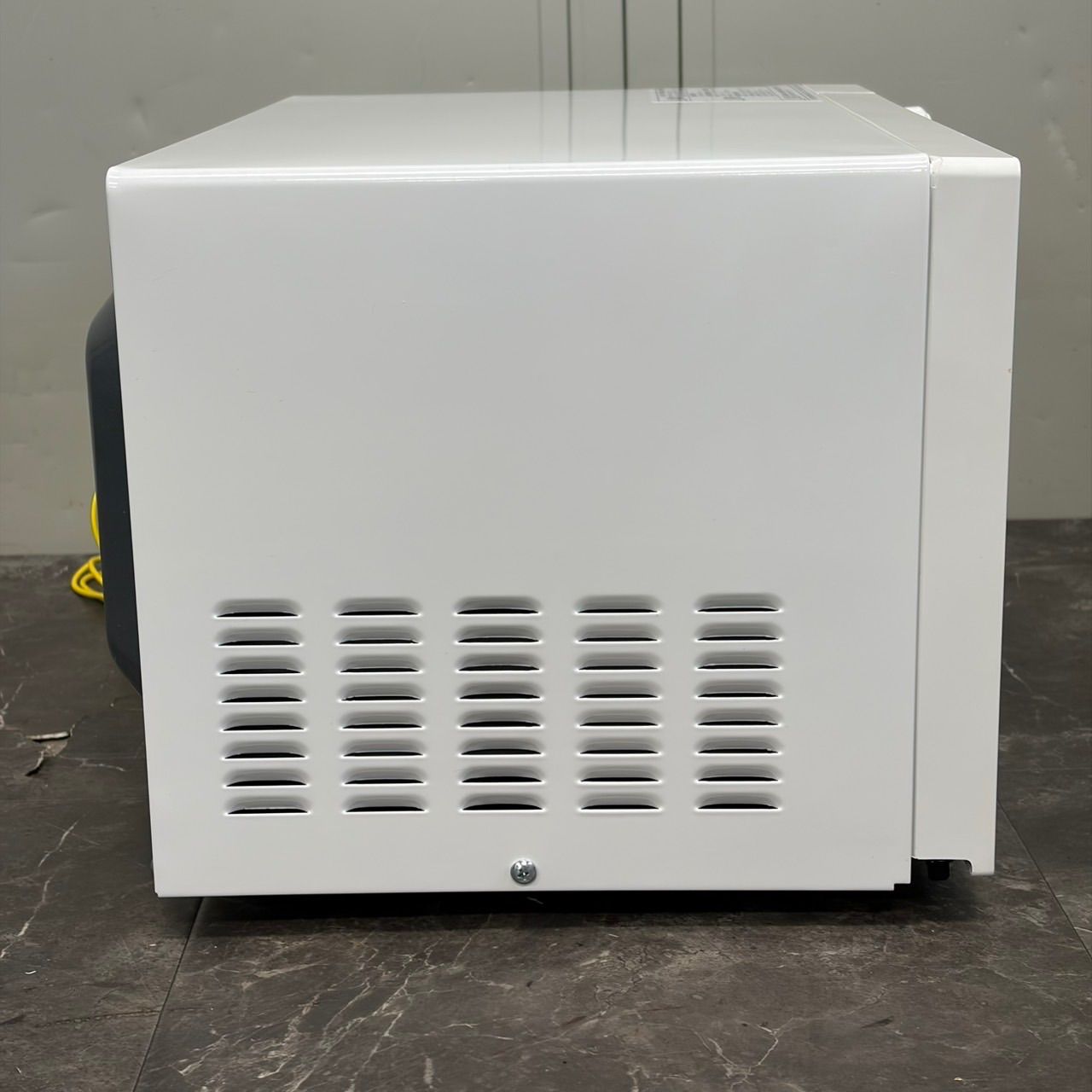 β送料込！2024年製 アイリスオーヤマ 電子レンジ PMG-T179-W 17L 600W