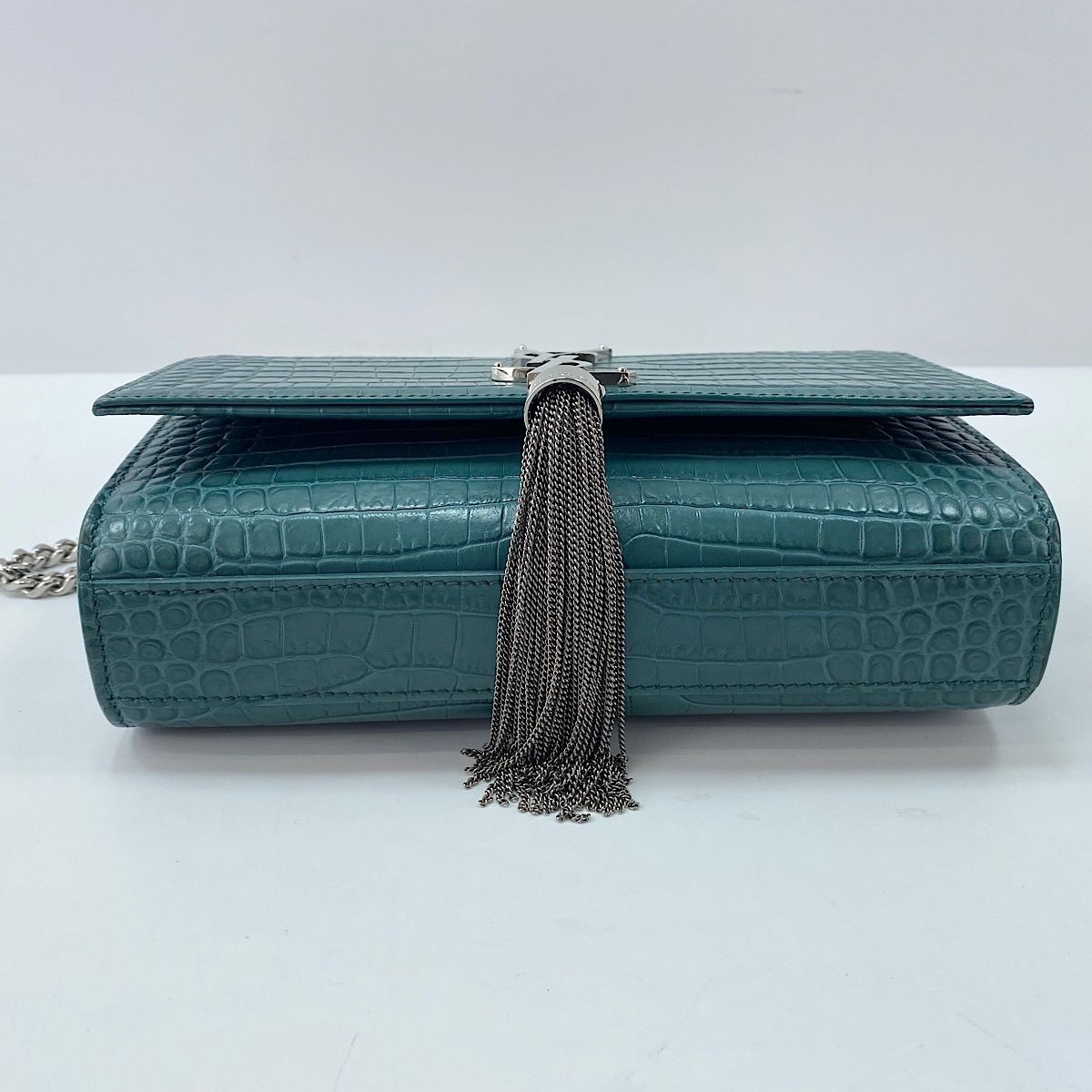 YVES SAINT LAURENT イヴ・サンローラン ショルダーバッグ ケイト タッセル【中古】 YVES SAINT LAURENT イヴ・サンローラン ショルダーバッグ ケイト タッセル【中古】