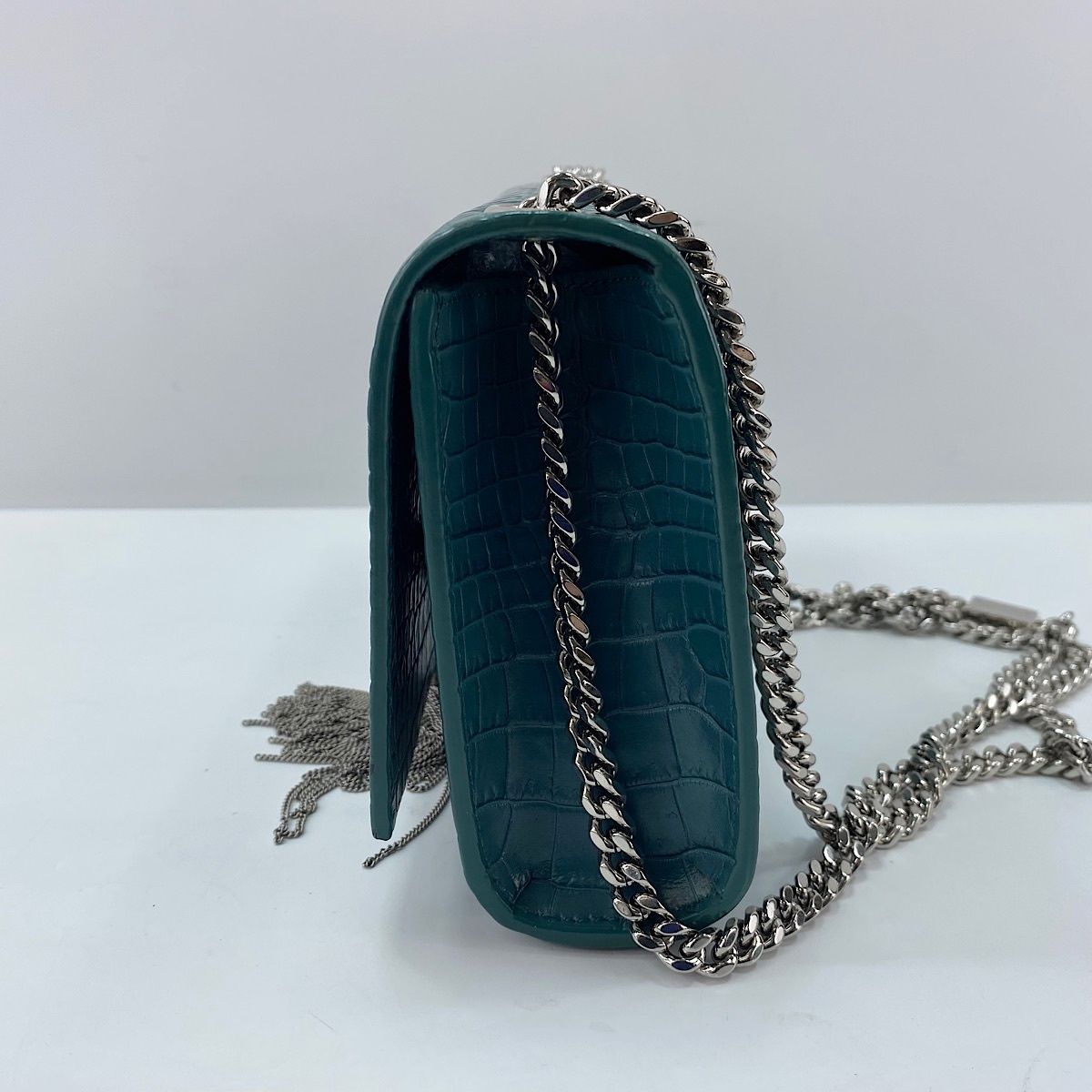 YVES SAINT LAURENT イヴ・サンローラン ショルダーバッグ ケイト タッセル【中古】 YVES SAINT LAURENT イヴ・サンローラン ショルダーバッグ ケイト タッセル【中古】