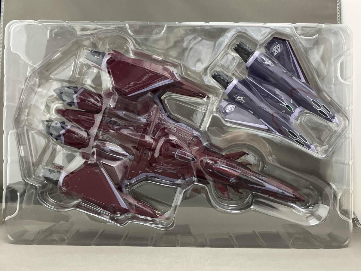 DX超合金 VF-27γSP スｰパｰルシファｰバルキリｰ(ブレラ・スタｰン機