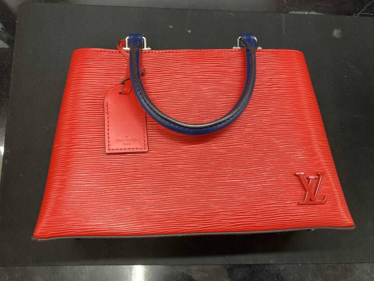 LOUIS VUITTON クレベールPM エピ バッグ ルイヴィトン エントルピー