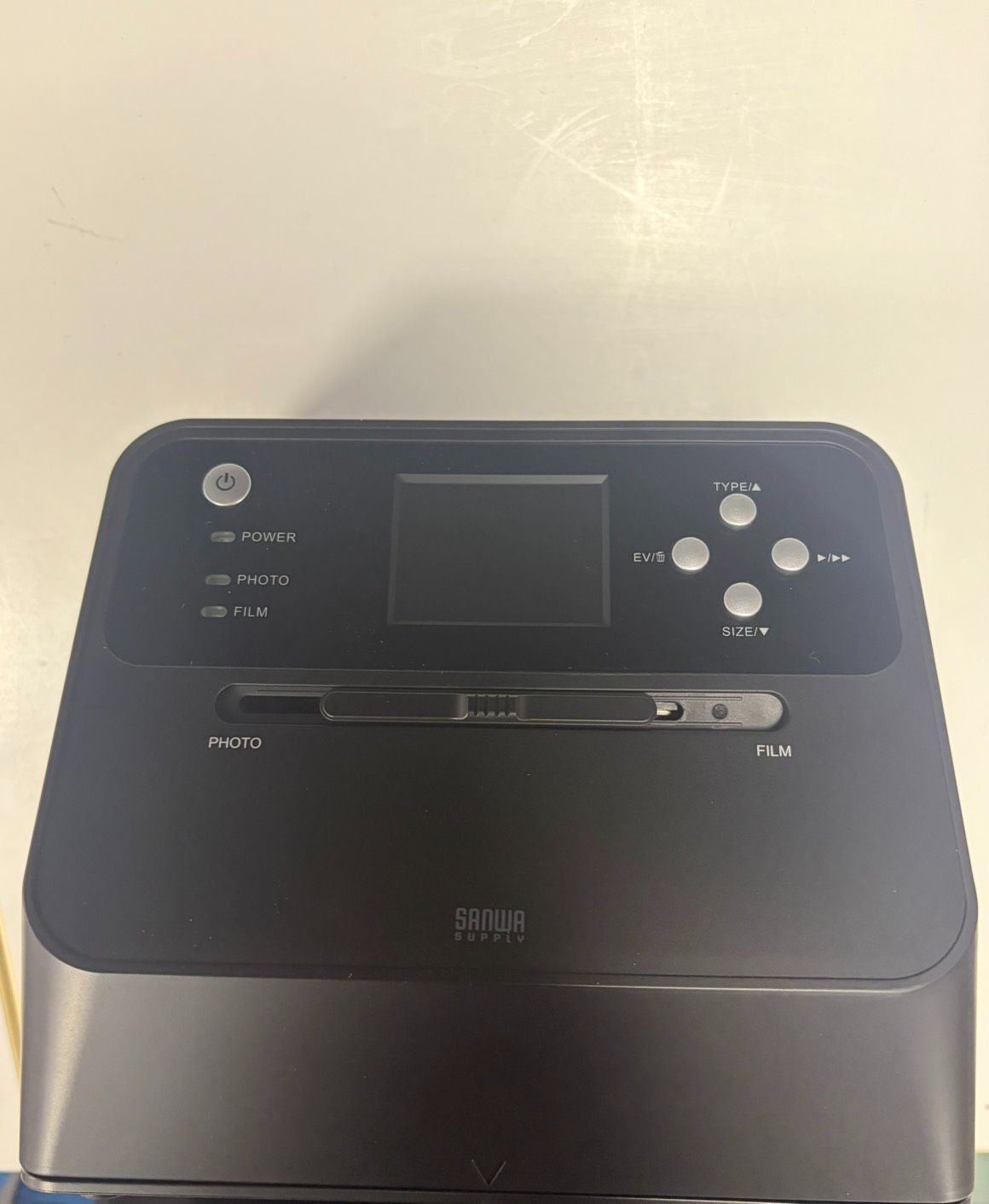 【新品未開封】サンワサプライ1400万画素フィルムスキャナー400-SCN041 未使用】サンワサプライ 400-SCN041 フィルムスキャナー - メルカリ