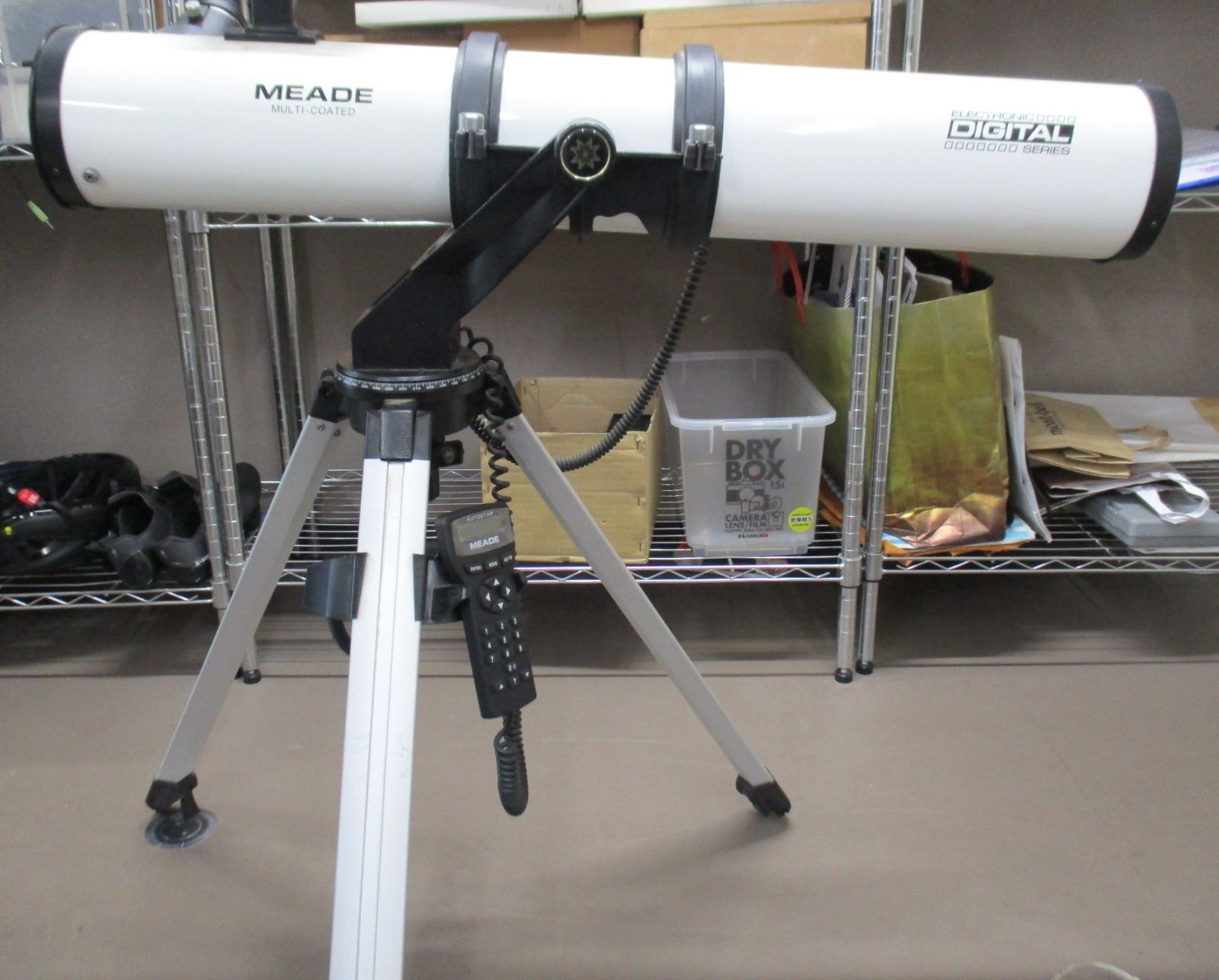 ミンティーです！ C191 MEADE ミード DS-115 天体望遠鏡 三脚付き【通電のみ確認ジャンク