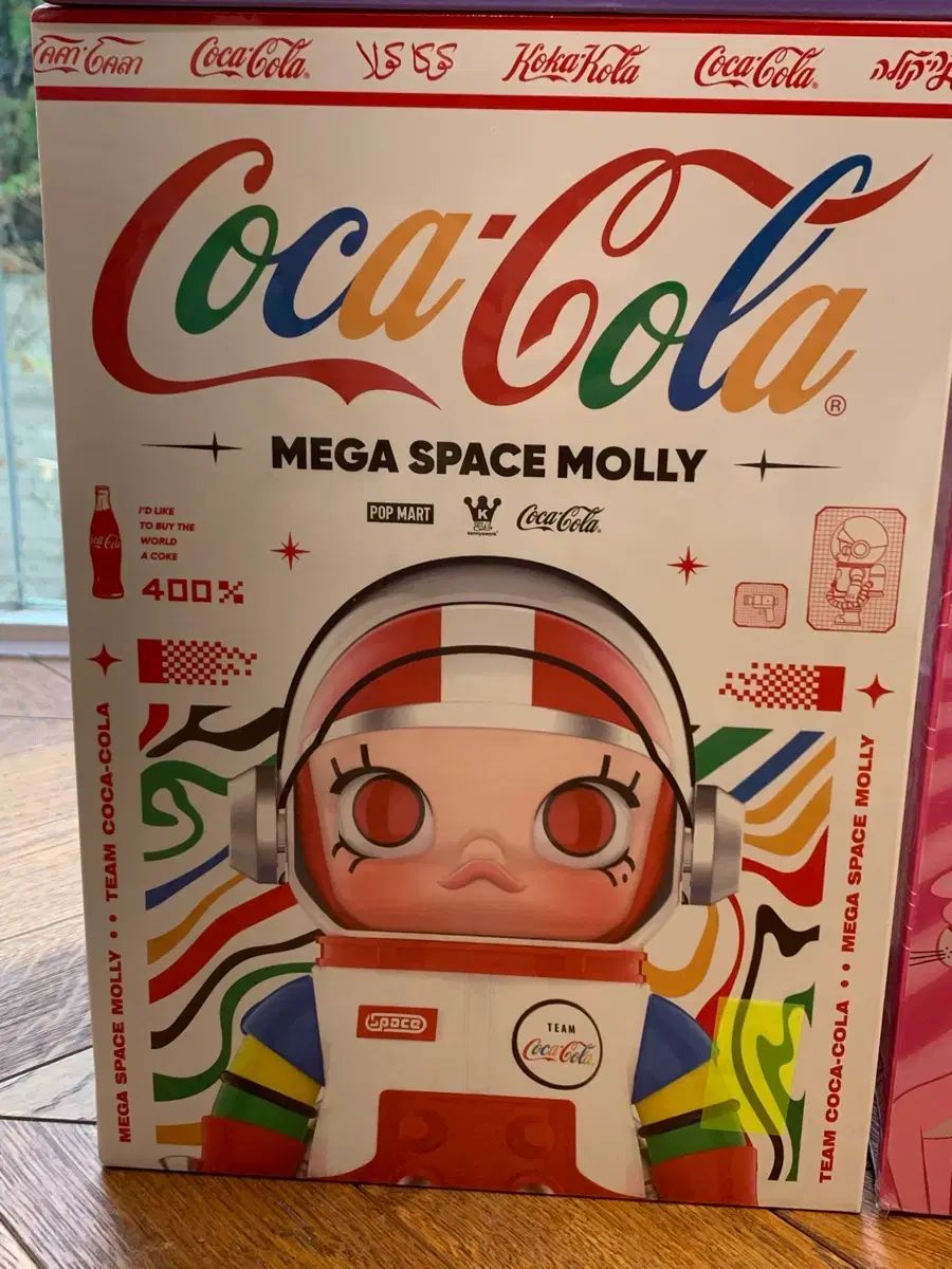 ポップマート メガ スペースモール MOLLY コカコーラ 400