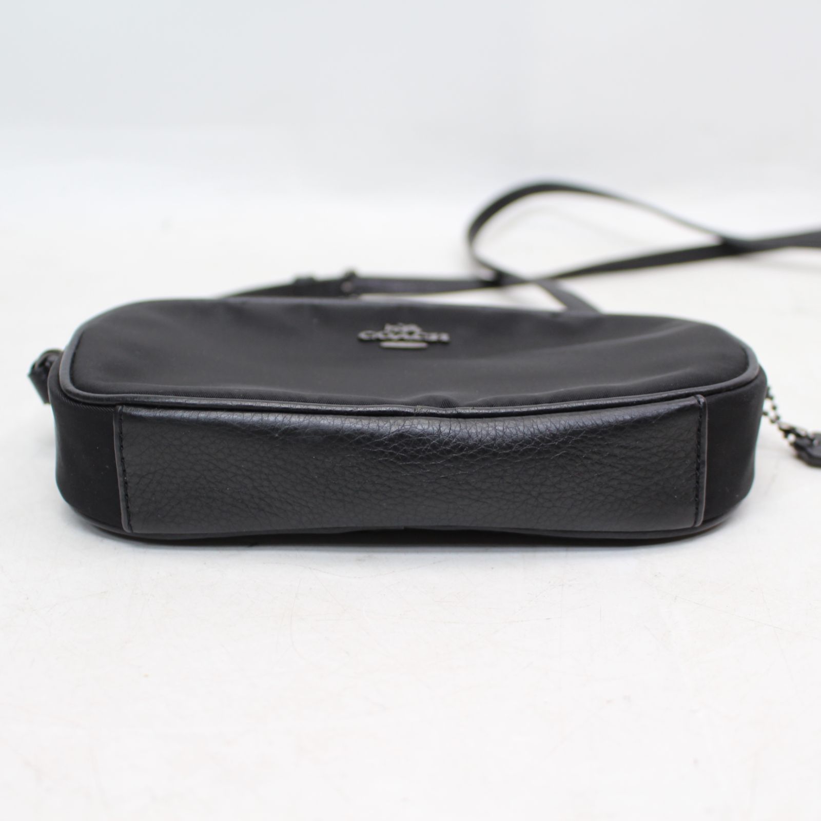 692)【美品】COACH コーチ F87093 カメラバッグ ショルダーバッグ グ ナイロン素材｜詳細画像