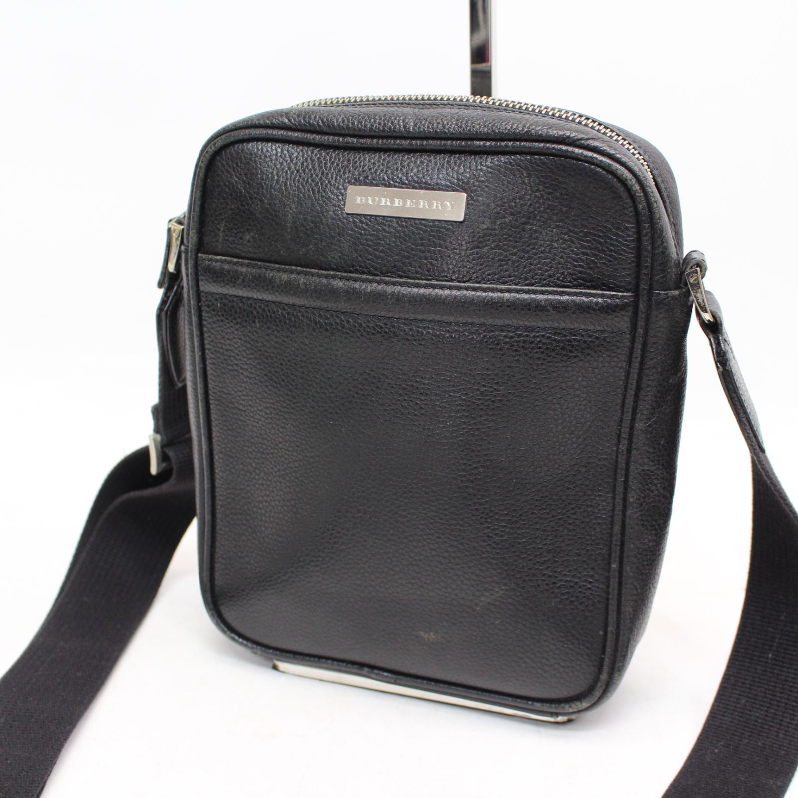 047)BURBERRY バーバリー ショルダーバッグ ブラック レザー 7,252円
