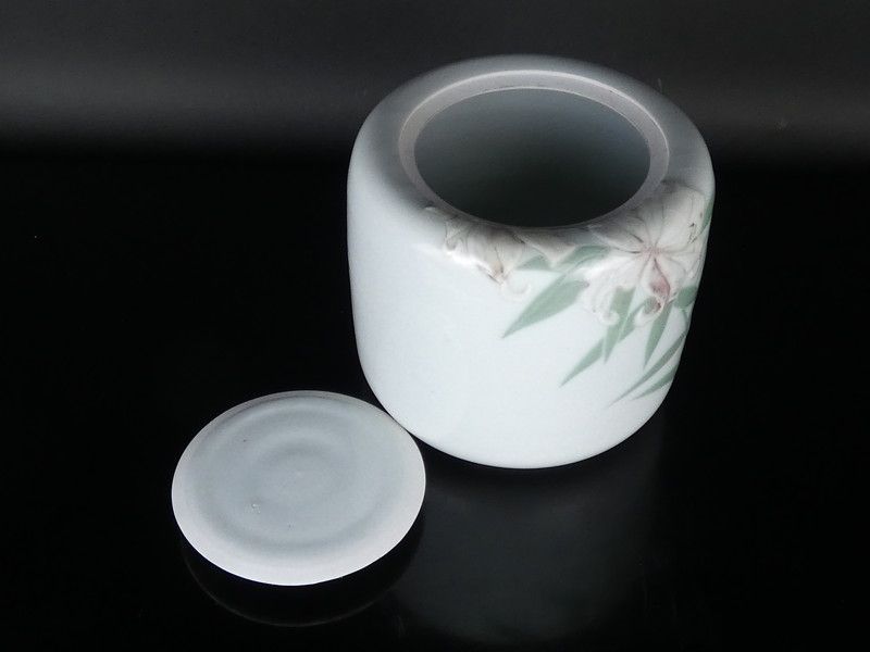 堀部勝也(雪宵)「盛上手百合紋 水指」共箱 保証品 茶道具 /R(J-4
