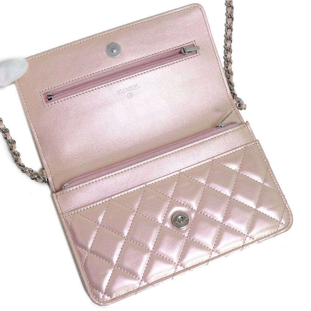 m*に様 CHANEL シャネル 長財布 マトラッセ シルバー×ベビーピンク