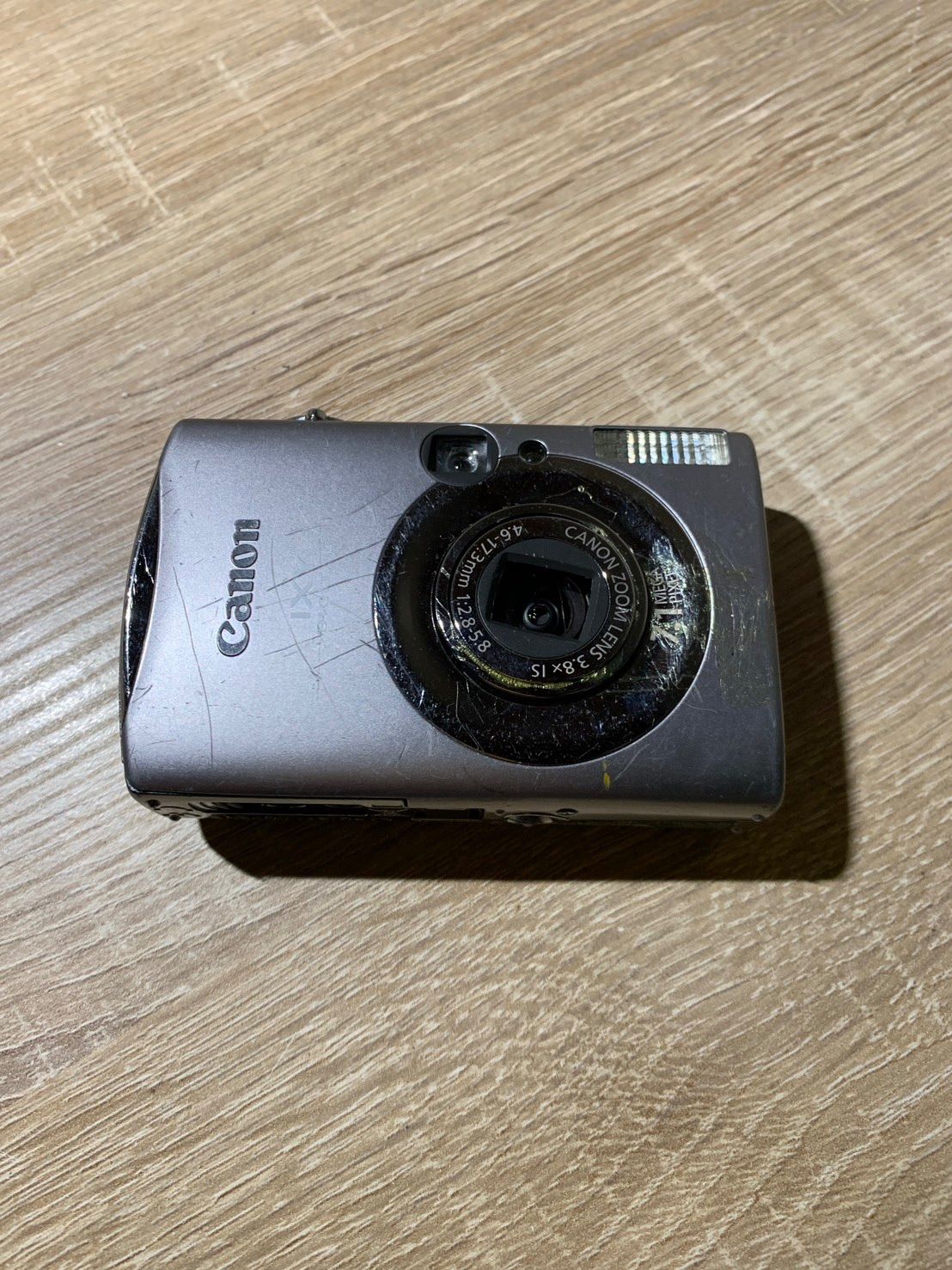 2530 Canon IXY DIGITAL 900 IS シルバー ジャンク品 デジカメ【ネ