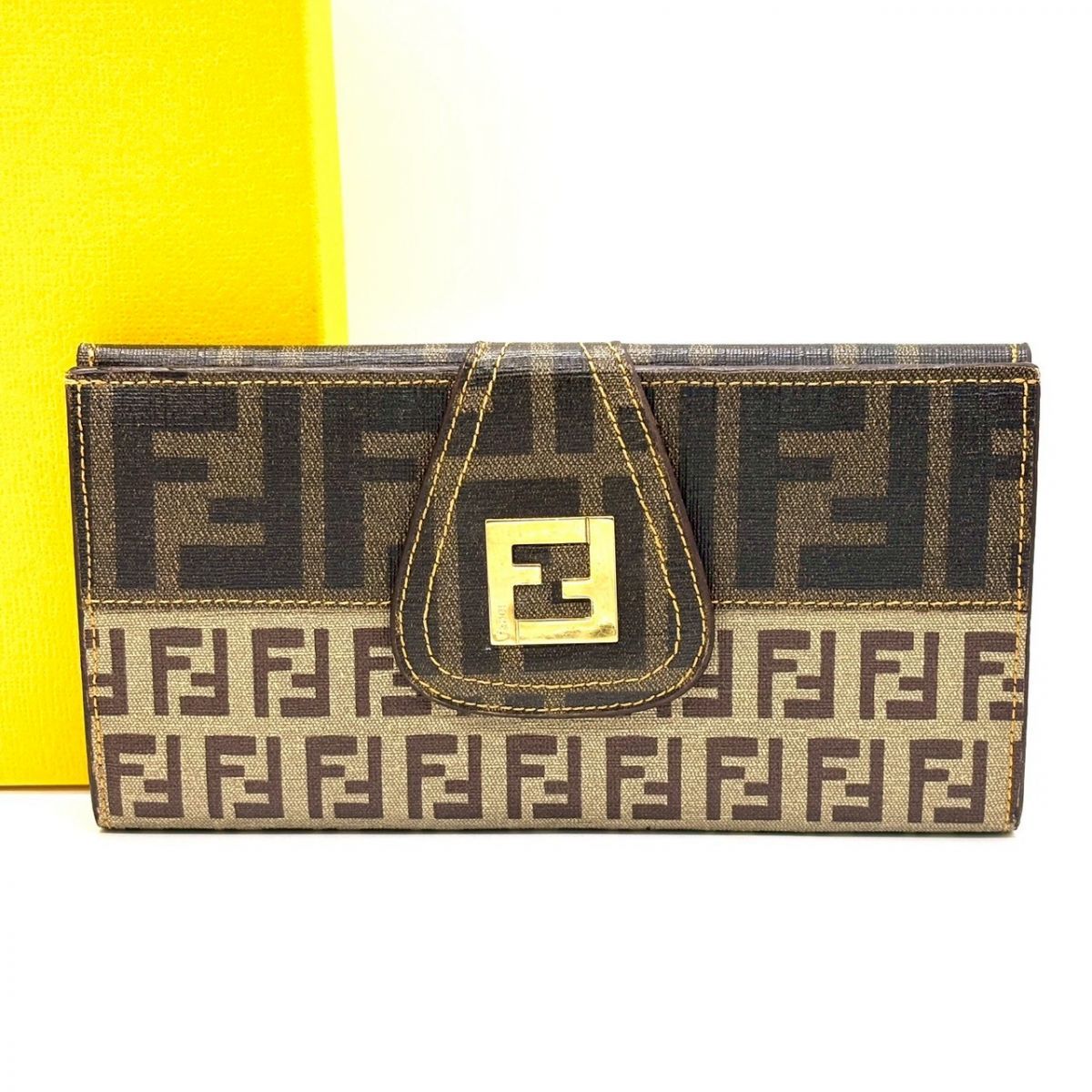 装いに品格を添える】 FENDI 長財布 フェンディ ズッカ柄 ズッキーノ