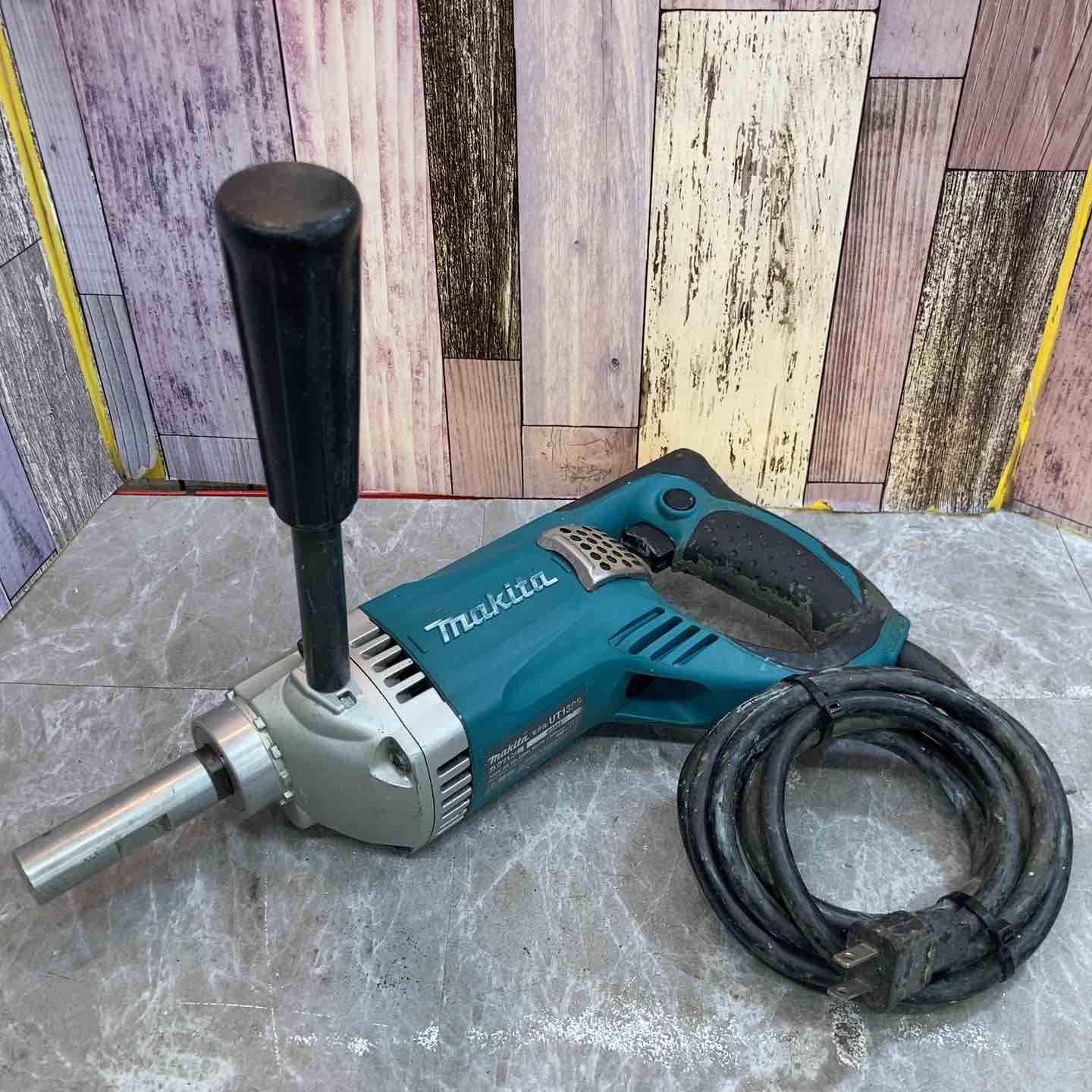 【中古品】シャフトなし マキタ makita コンクリートかくはん機 UT1305【八潮店】 10,410円