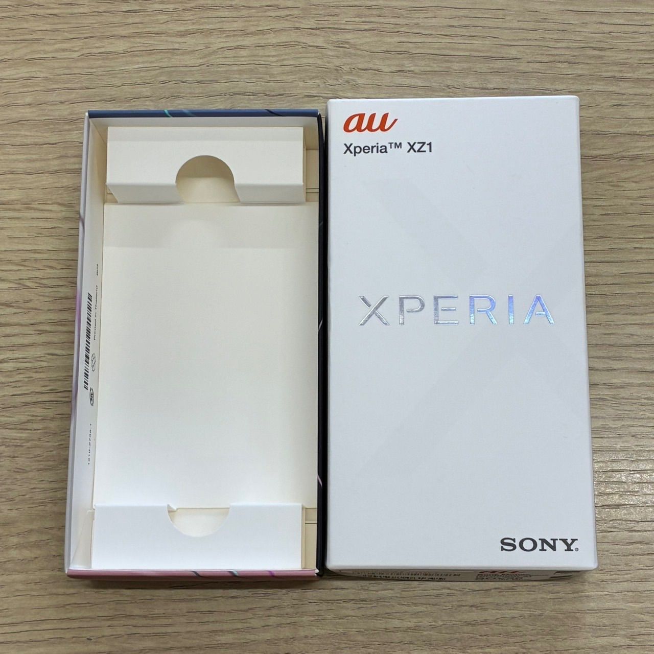 au Xperia XZ1 SOV36 ムーンリットブルー 中古 - メルカリ