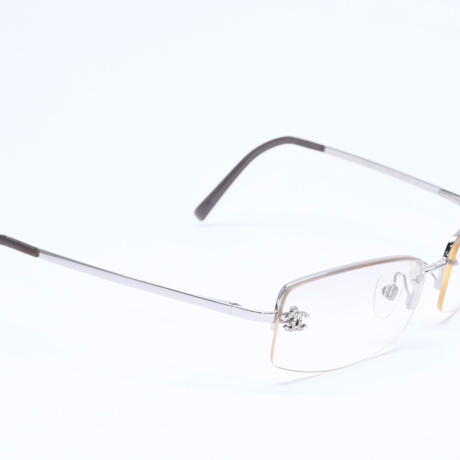 CHANEL シャネル ハーフリム サングラス アイウェア 4093-B c.124/6I サイズ56□16 130 ココマーク ラインストーン 美品 中古 4a005434 CHANEL シャネル ハーフリム サングラス アイウェア 4093-B c.124/6I