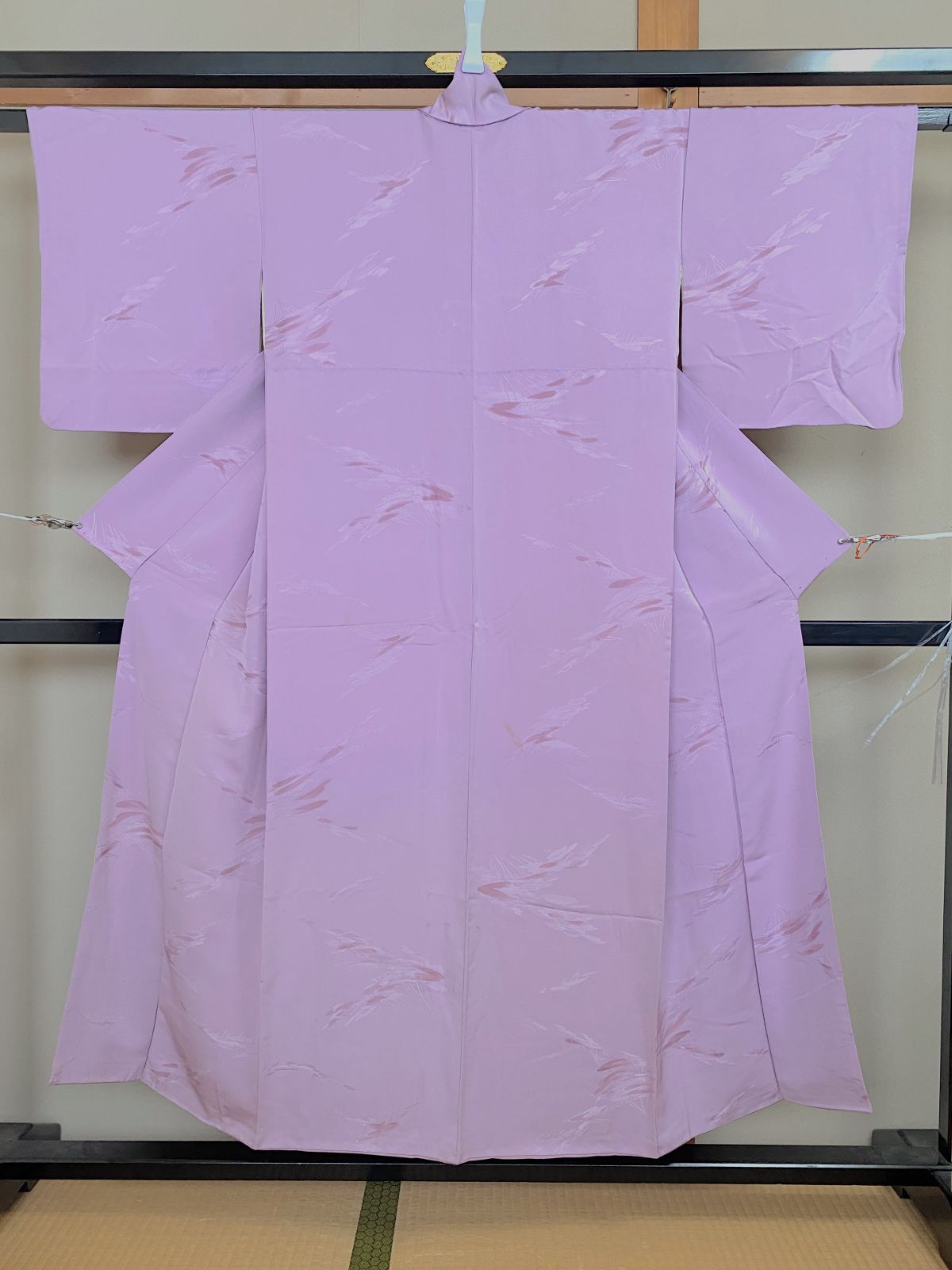 855B【アンティーク着物】小紋 袷 薄紫色 上品 正絹？？リメイク素材に