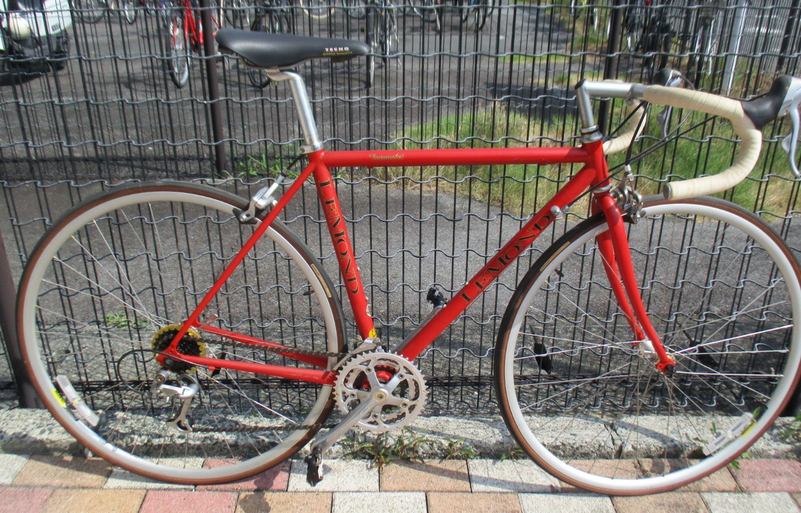 C193 LEMOND レモン Tourmalet ロードバイク クロモリ【店頭受け渡し 