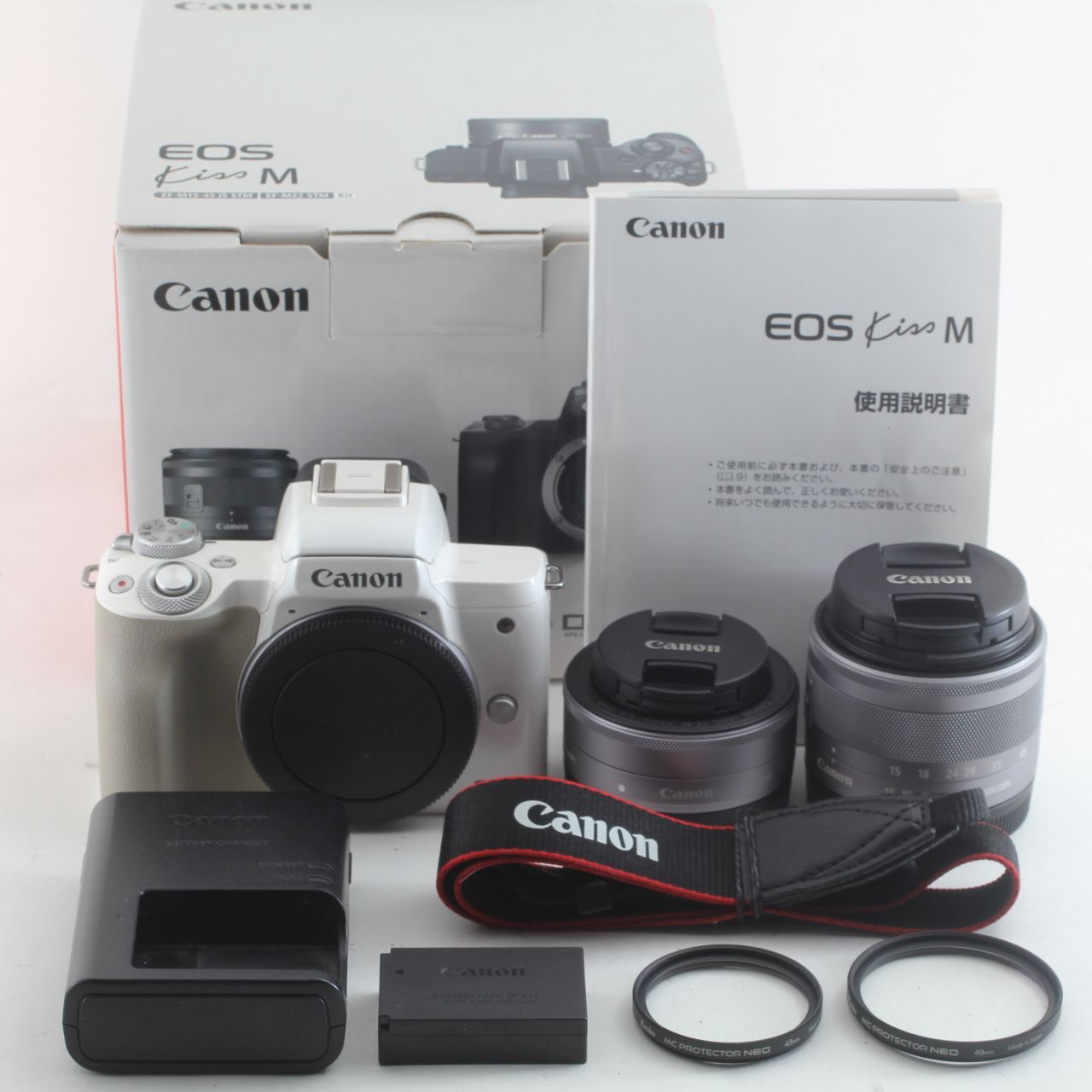 Canon EOS Kiss M ダブルレンズキット ホワイト ミラーレス一眼 EF-Mマウント 動作確認済 キヤノン #S00005