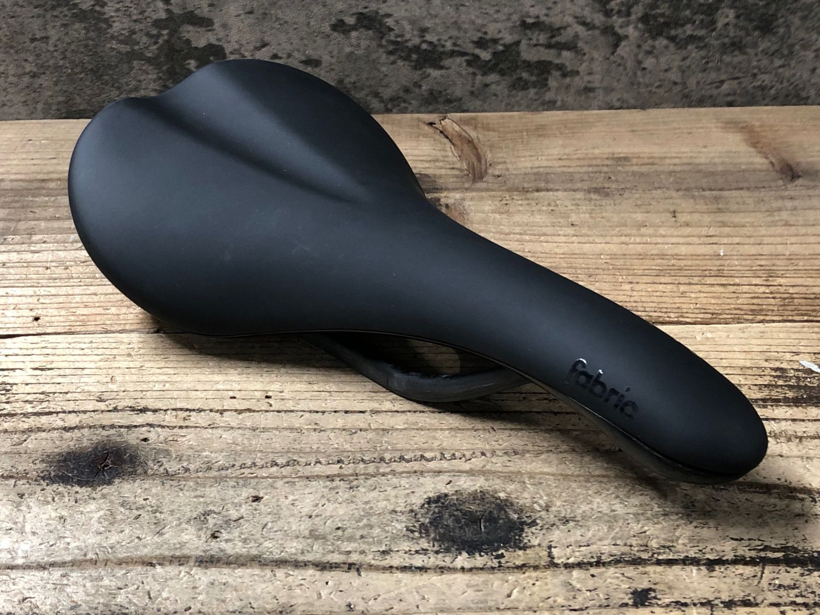 KH726 ファブリック FABRIC スクープラディウス SCOOP RADIUS PRO サドル 黒 カーボンレール