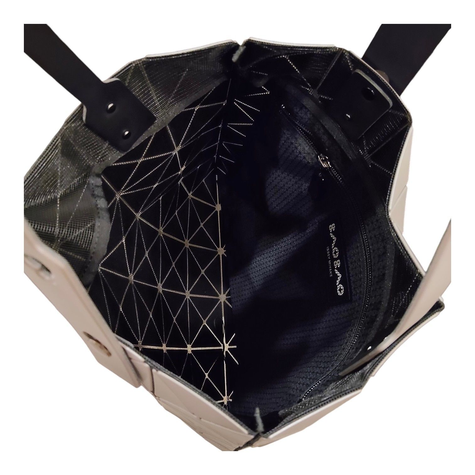 イッセイミヤケ ISSEY MIYAKE BAOBAO トートバッグ PVC ブラック ISSEY 