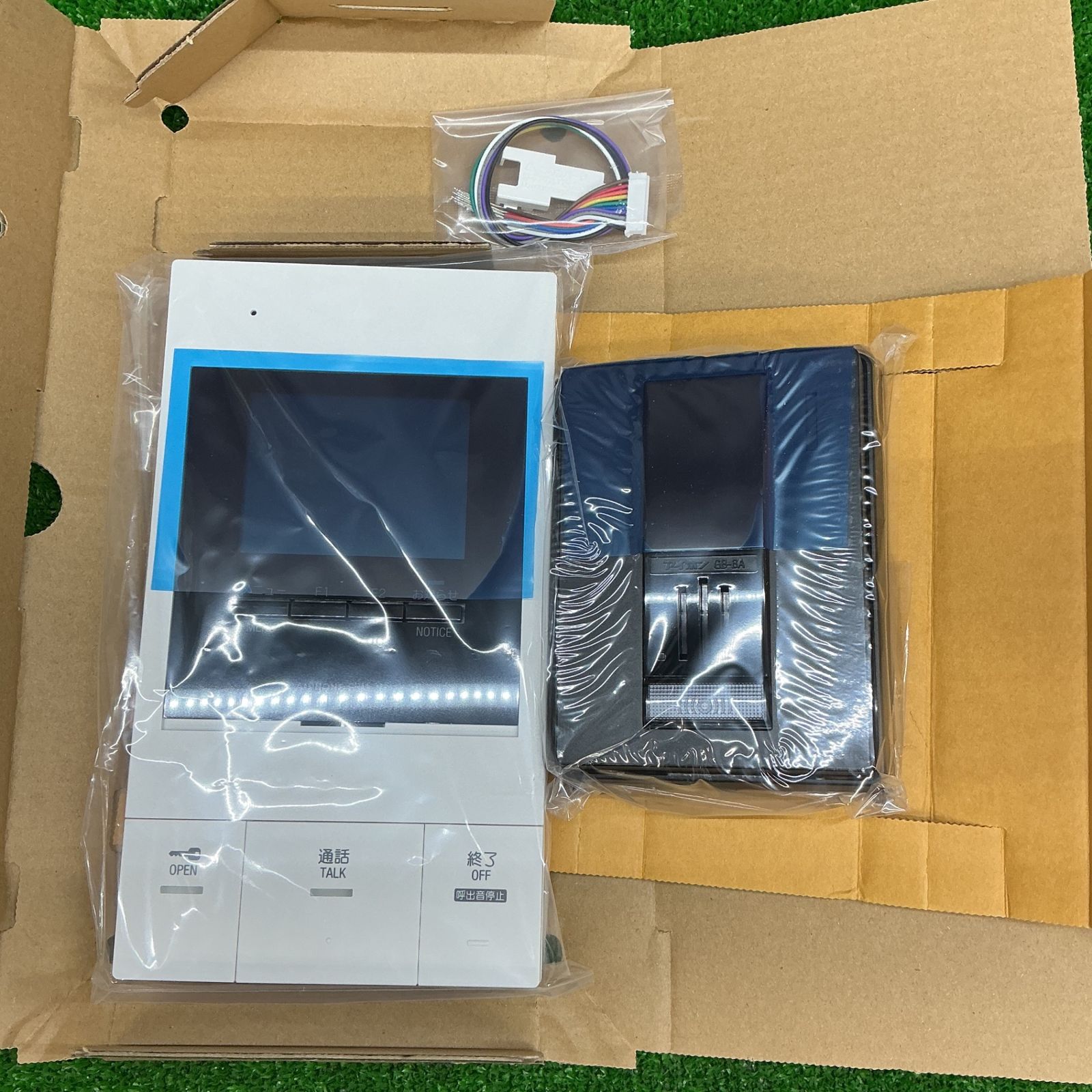 【未使用】アイホン モニター付親機 GBM-2MA 玄関子機 GB-BA　2点セット【越谷電材館】