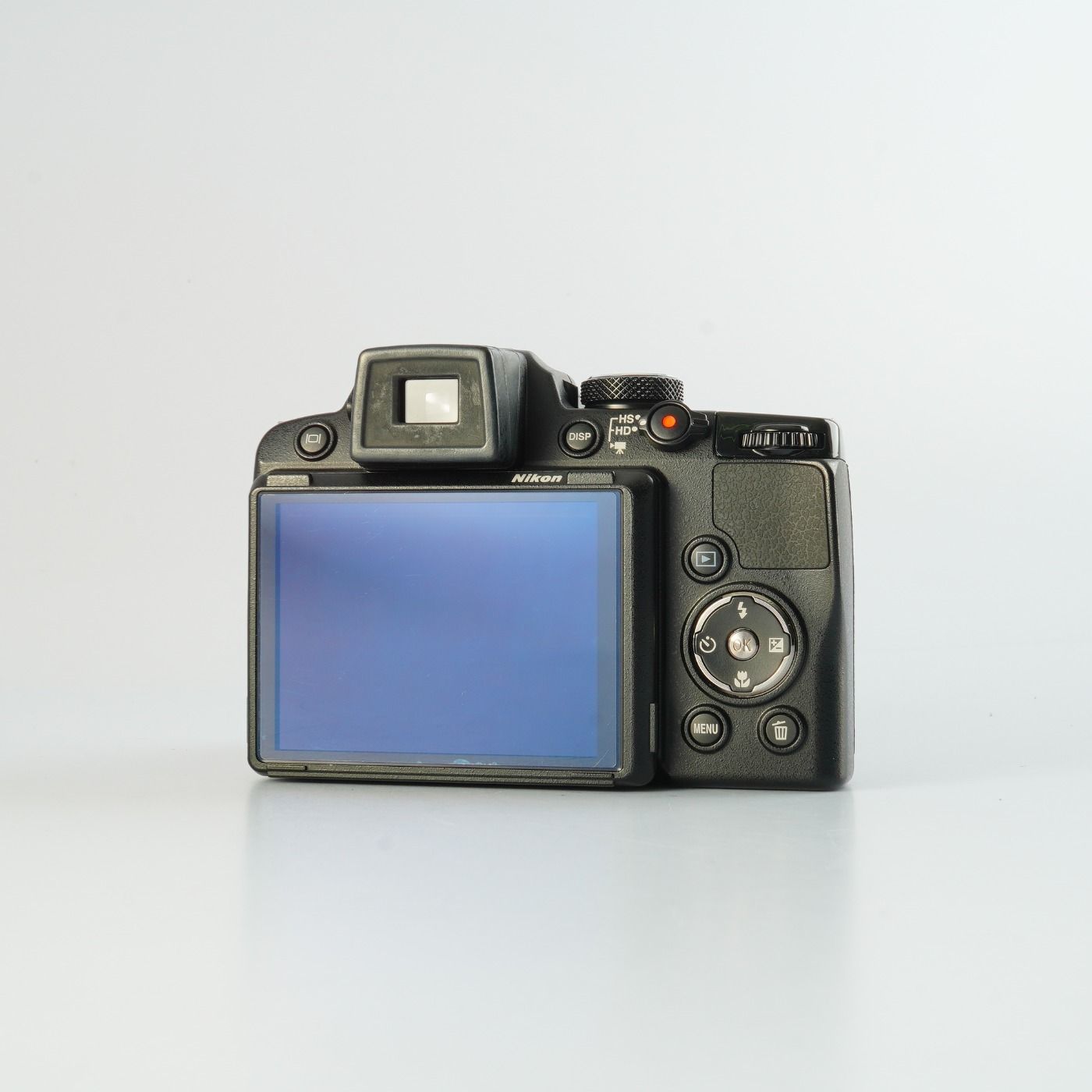 Nikon ニコン Coolpix P500 コンパクトデジタルカメラ - メルカリ